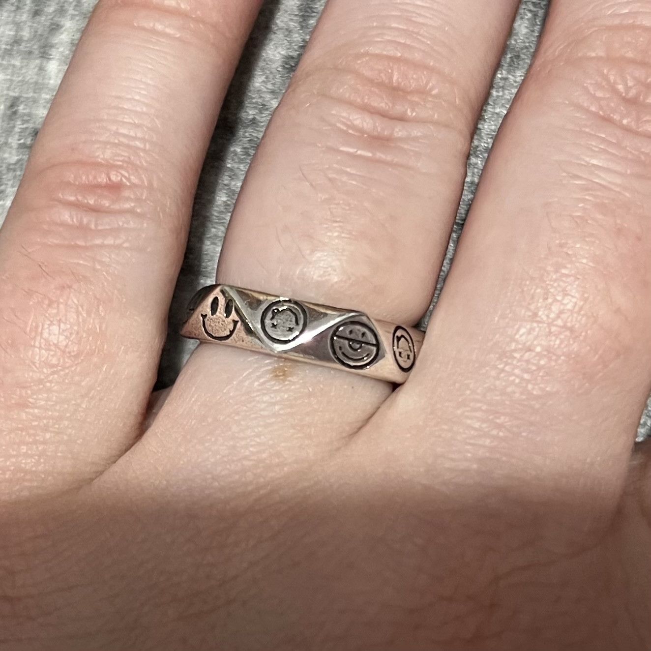 Jewelry Smiling Face Adjustable ring Size ONE SIZE - 5 Thumbnail