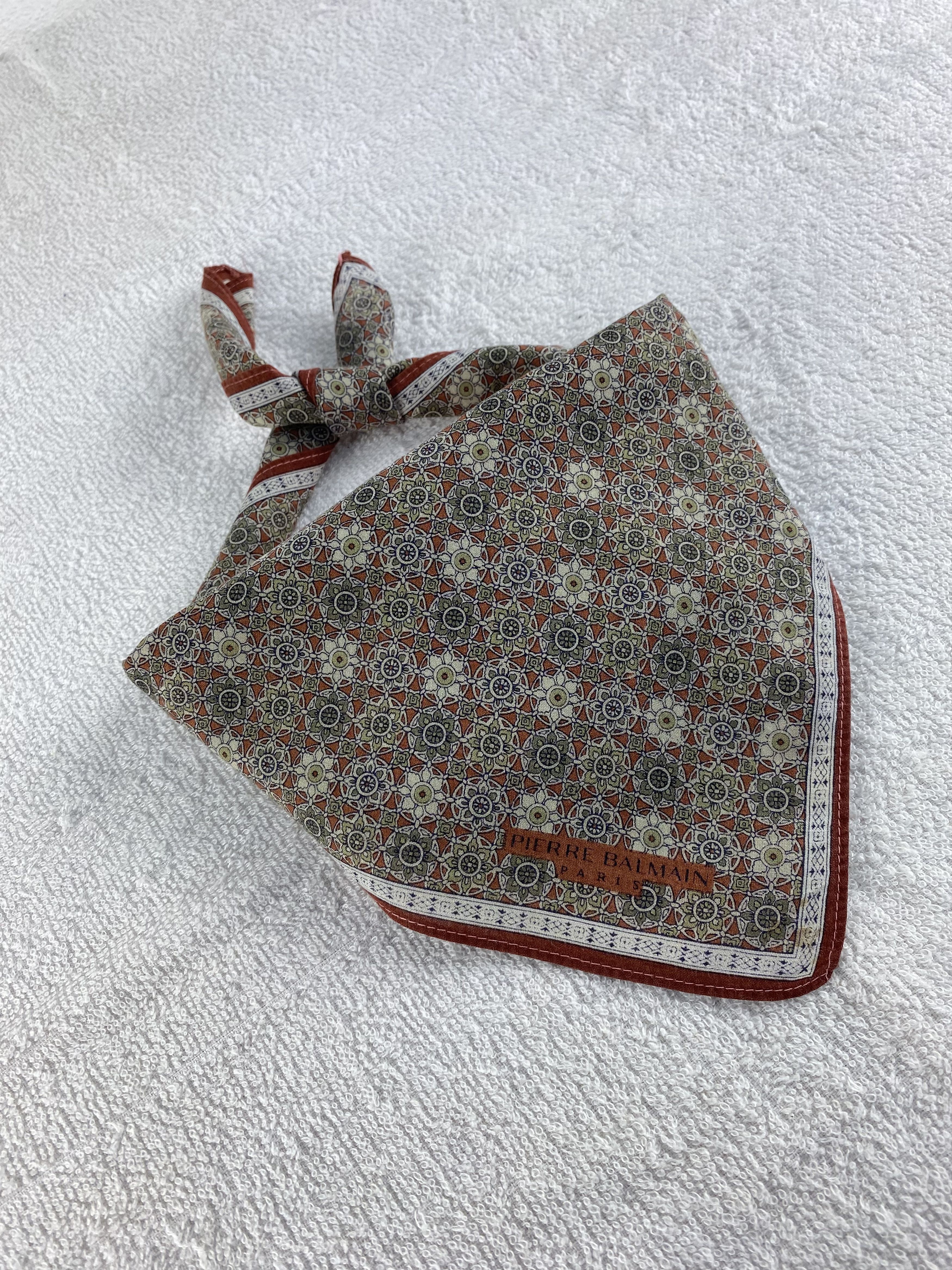 Pierre Balmain Pierre Balmain Handkerchief / Bandana / Neckerchief C124 Size ONE SIZE - 2 Thumbnail
