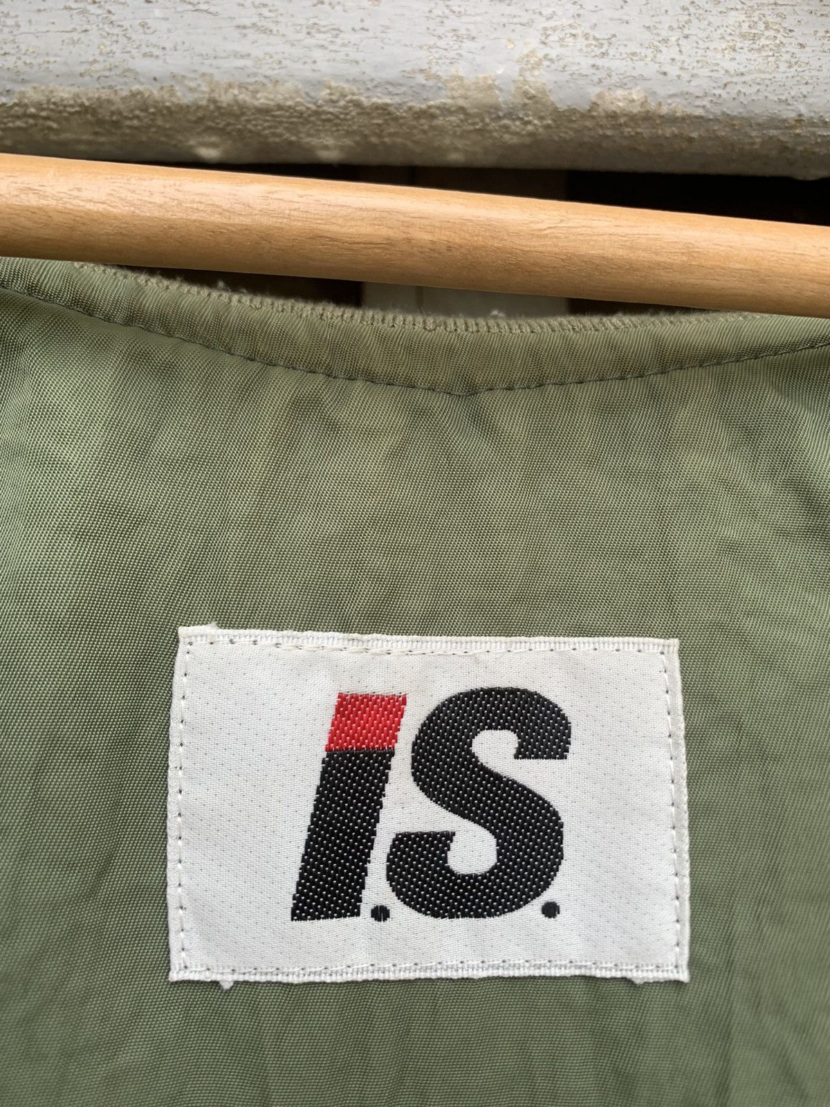 Issey Miyake 👹ISSEY MIYAKE BIG LOGO BOMBER JACKET Size US M / EU 48-50 / 2 - 17 Thumbnail