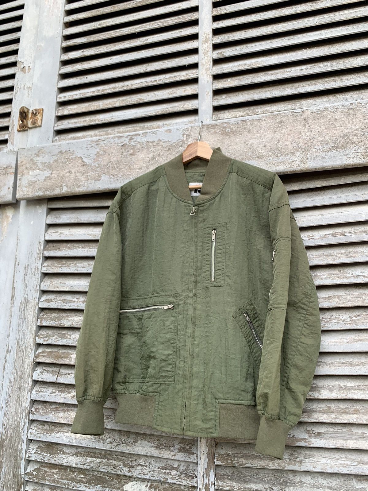 Issey Miyake 👹ISSEY MIYAKE BIG LOGO BOMBER JACKET Size US M / EU 48-50 / 2 - 11 Thumbnail