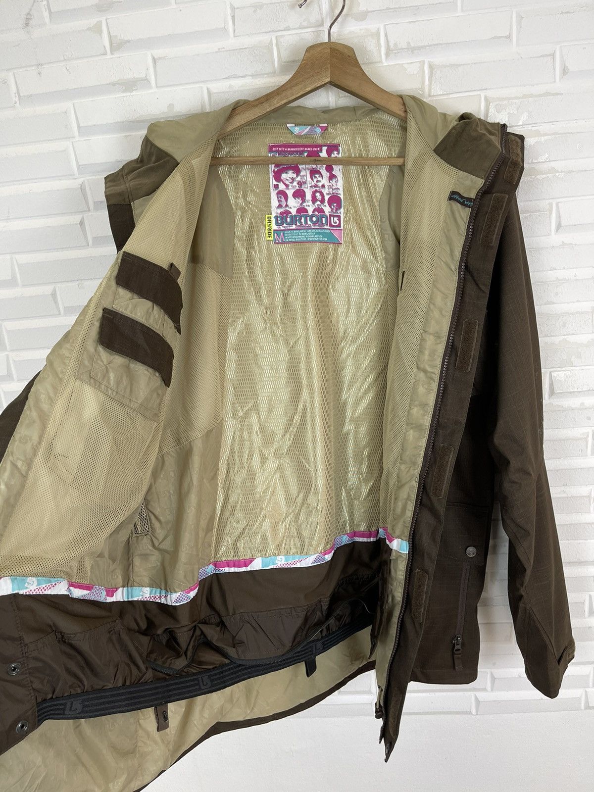 Burton 90’s BURTON Techwear Outdoor Jacket Hoodies Size US L / EU 52-54 / 3 - 7 Thumbnail