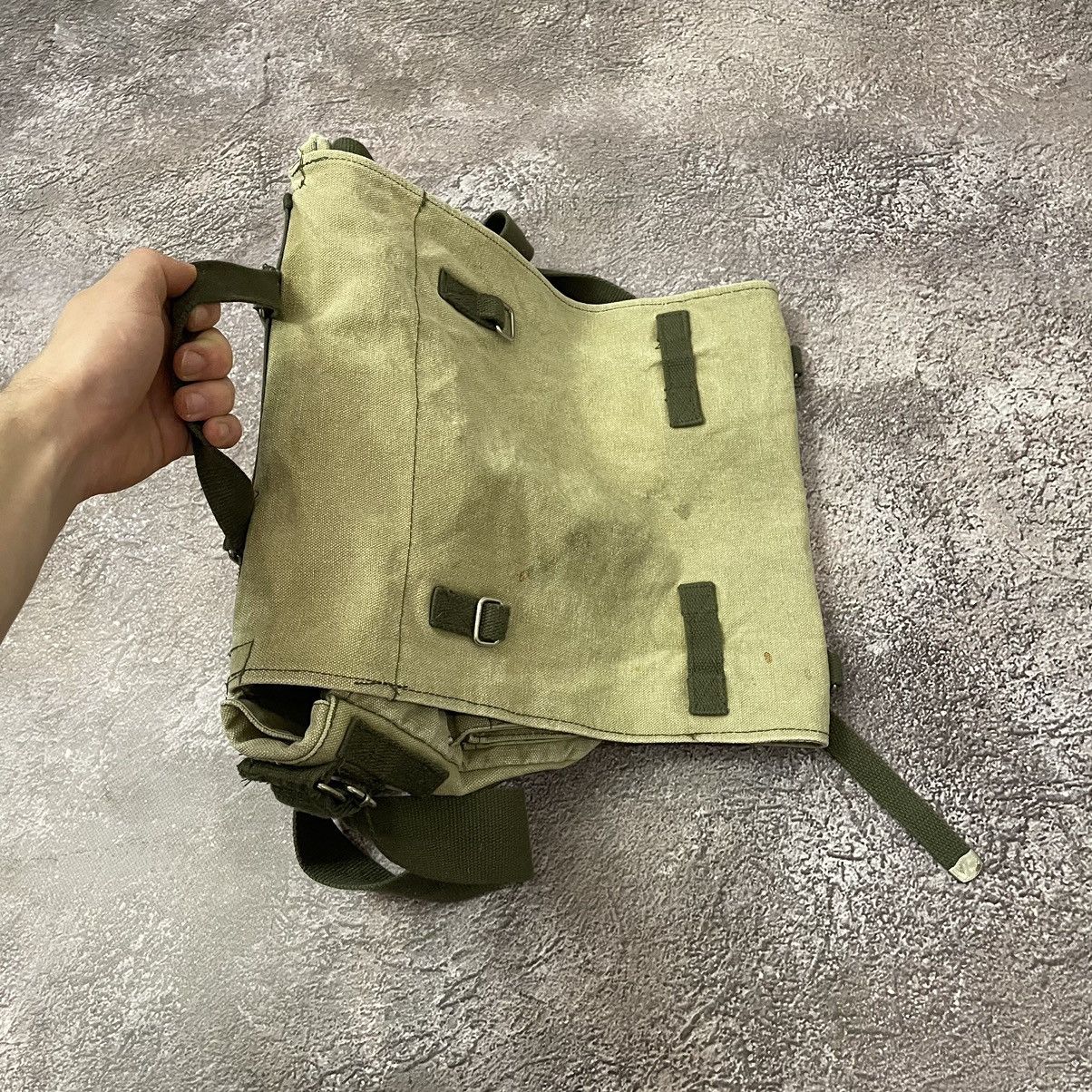 Vintage Vintage Y2K Military Nylon Crossbody Bag Khaki Streetwear OS Size ONE SIZE - 12 Thumbnail