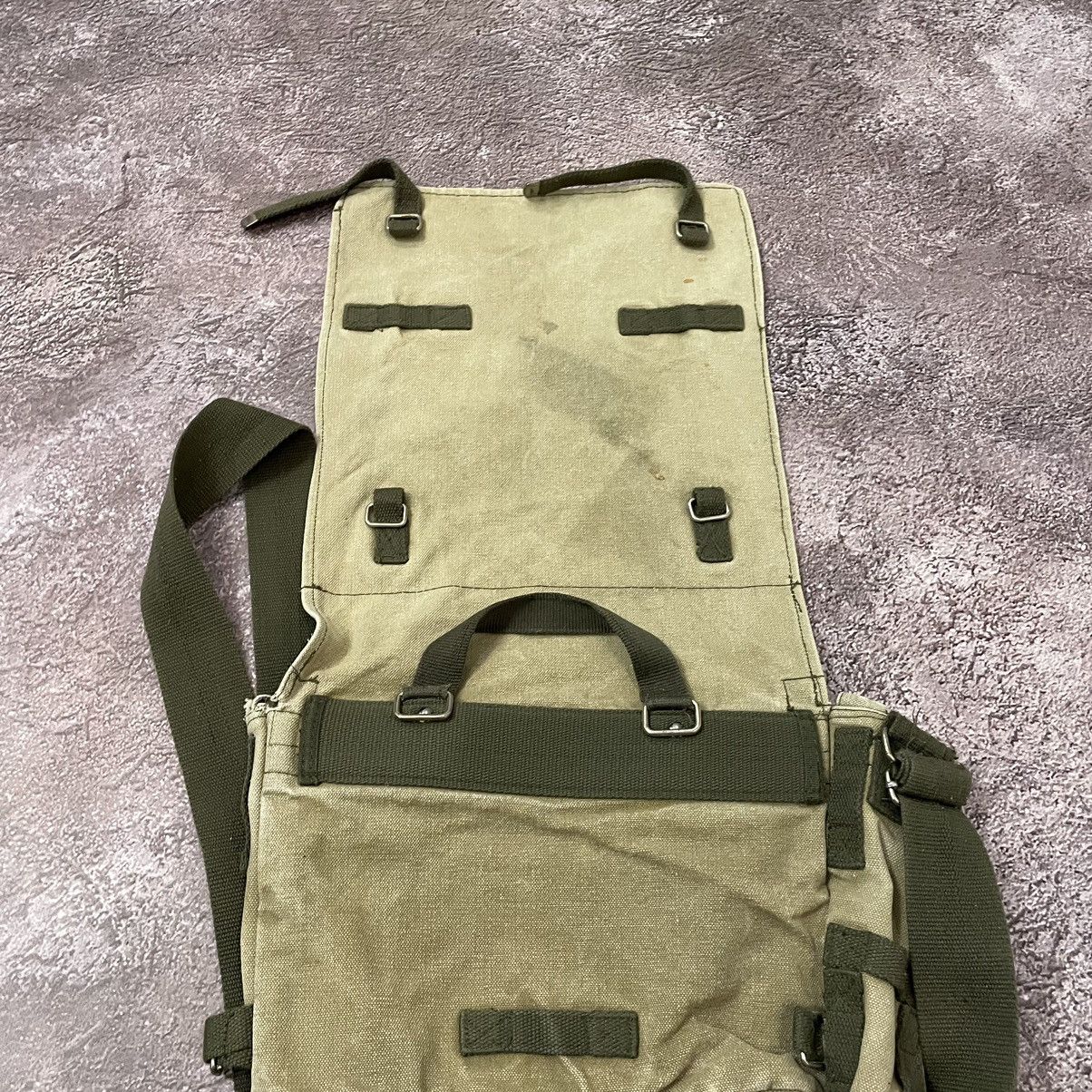 Vintage Vintage Y2K Military Nylon Crossbody Bag Khaki Streetwear OS Size ONE SIZE - 11 Thumbnail