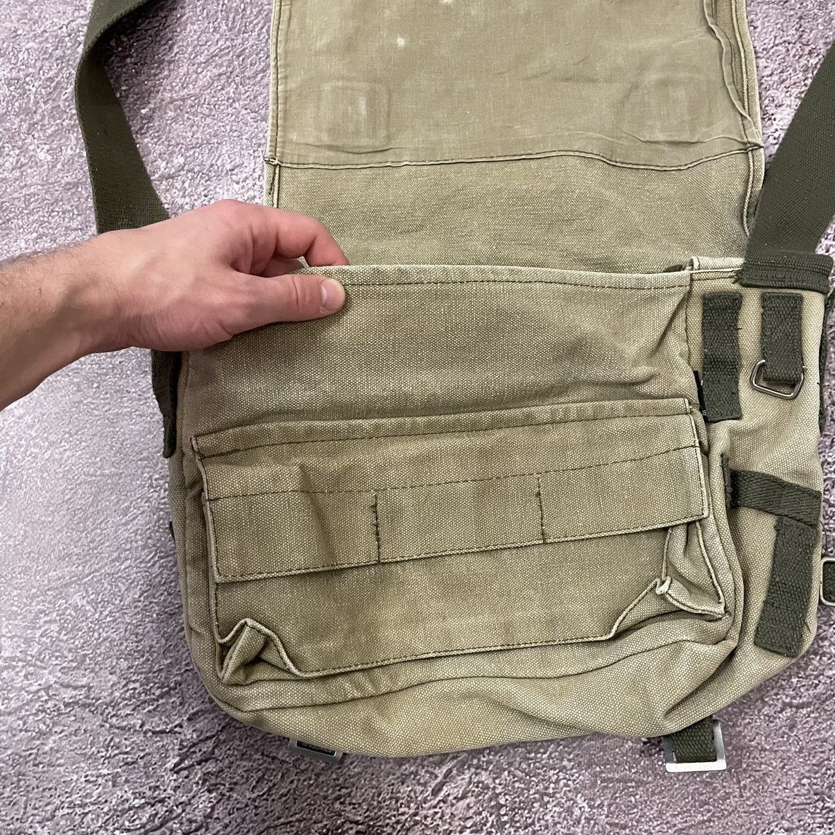 Vintage Vintage Y2K Military Nylon Crossbody Bag Khaki Streetwear OS Size ONE SIZE - 8 Thumbnail
