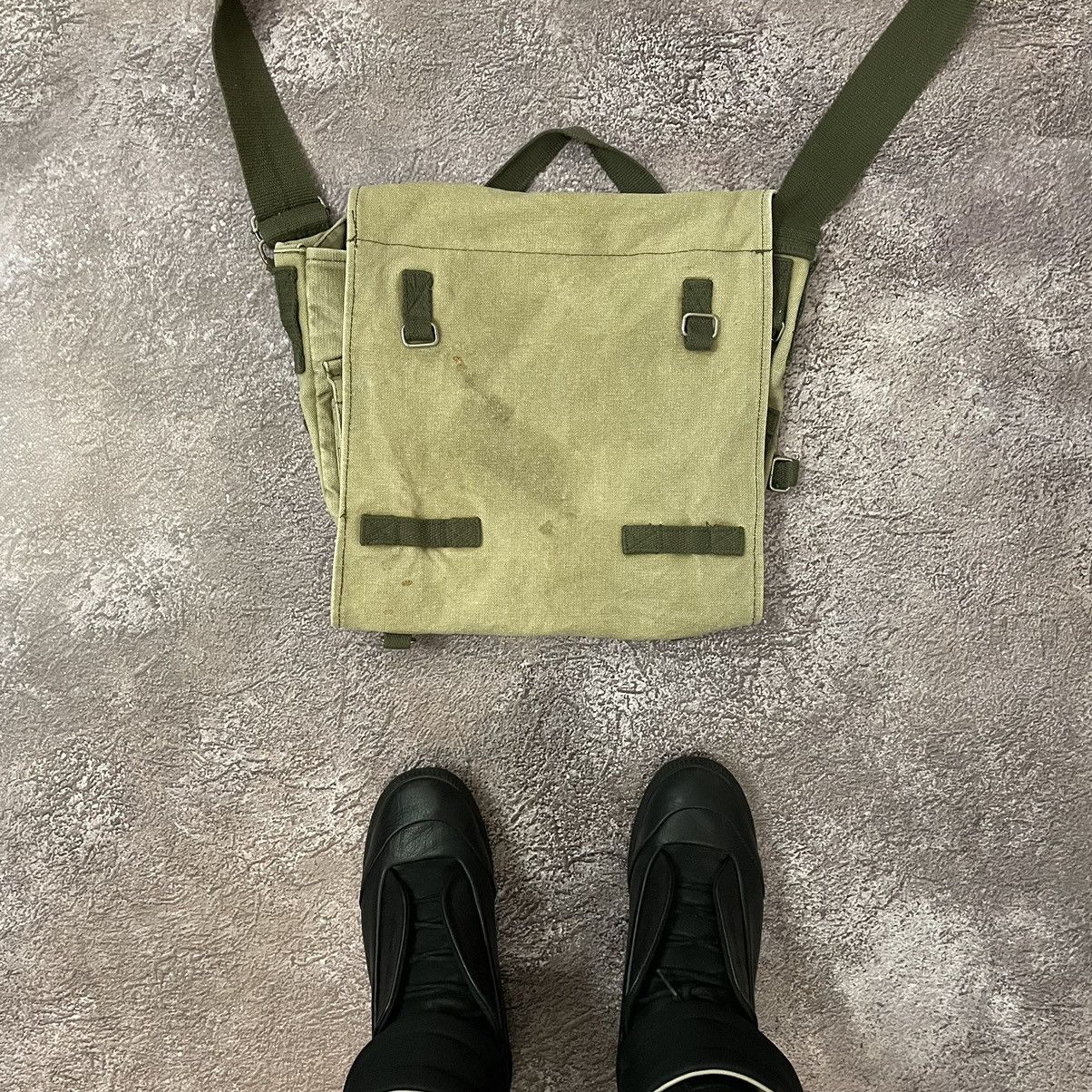 Vintage Vintage Y2K Military Nylon Crossbody Bag Khaki Streetwear OS Size ONE SIZE - 2 Thumbnail