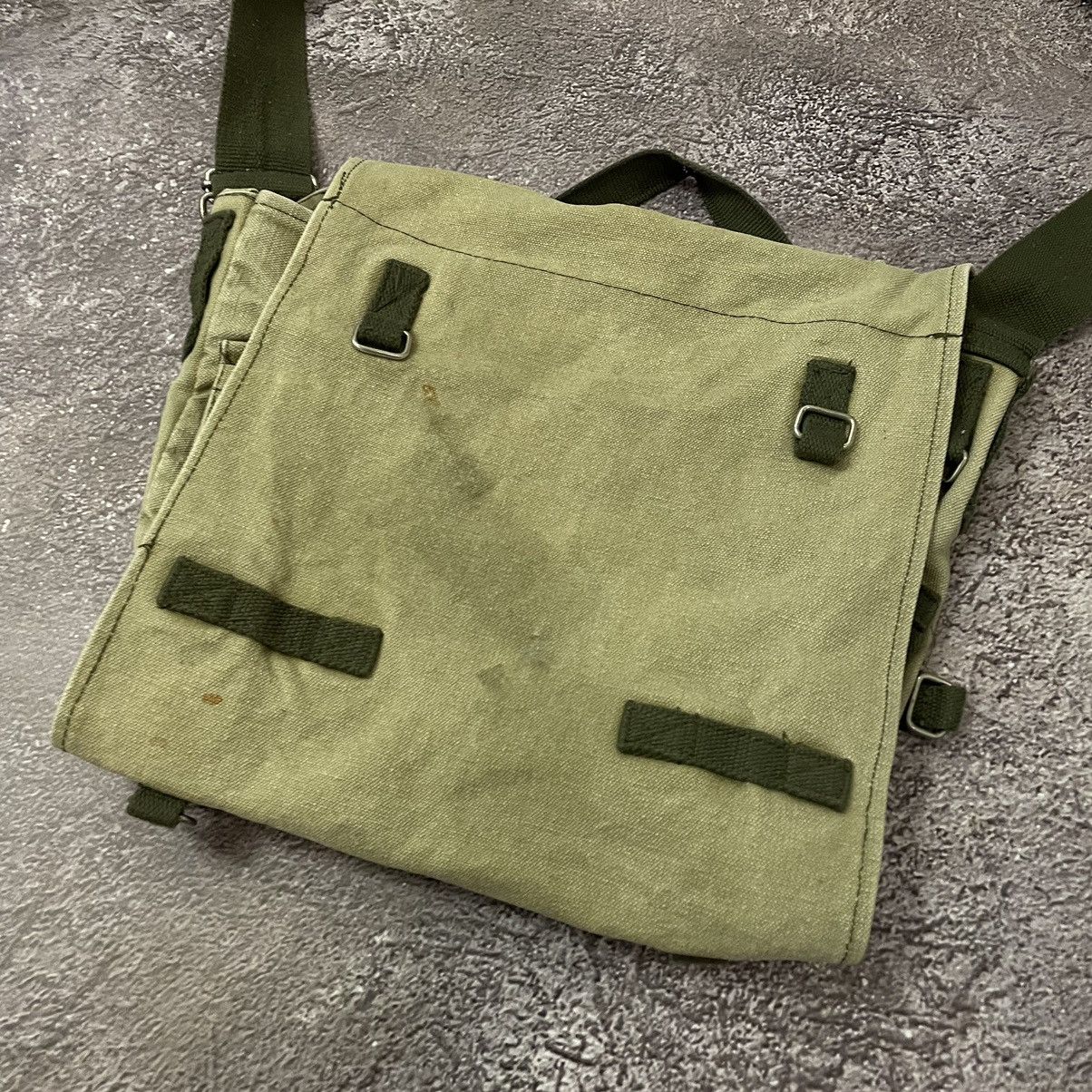Vintage Vintage Y2K Military Nylon Crossbody Bag Khaki Streetwear OS Size ONE SIZE - 4 Thumbnail