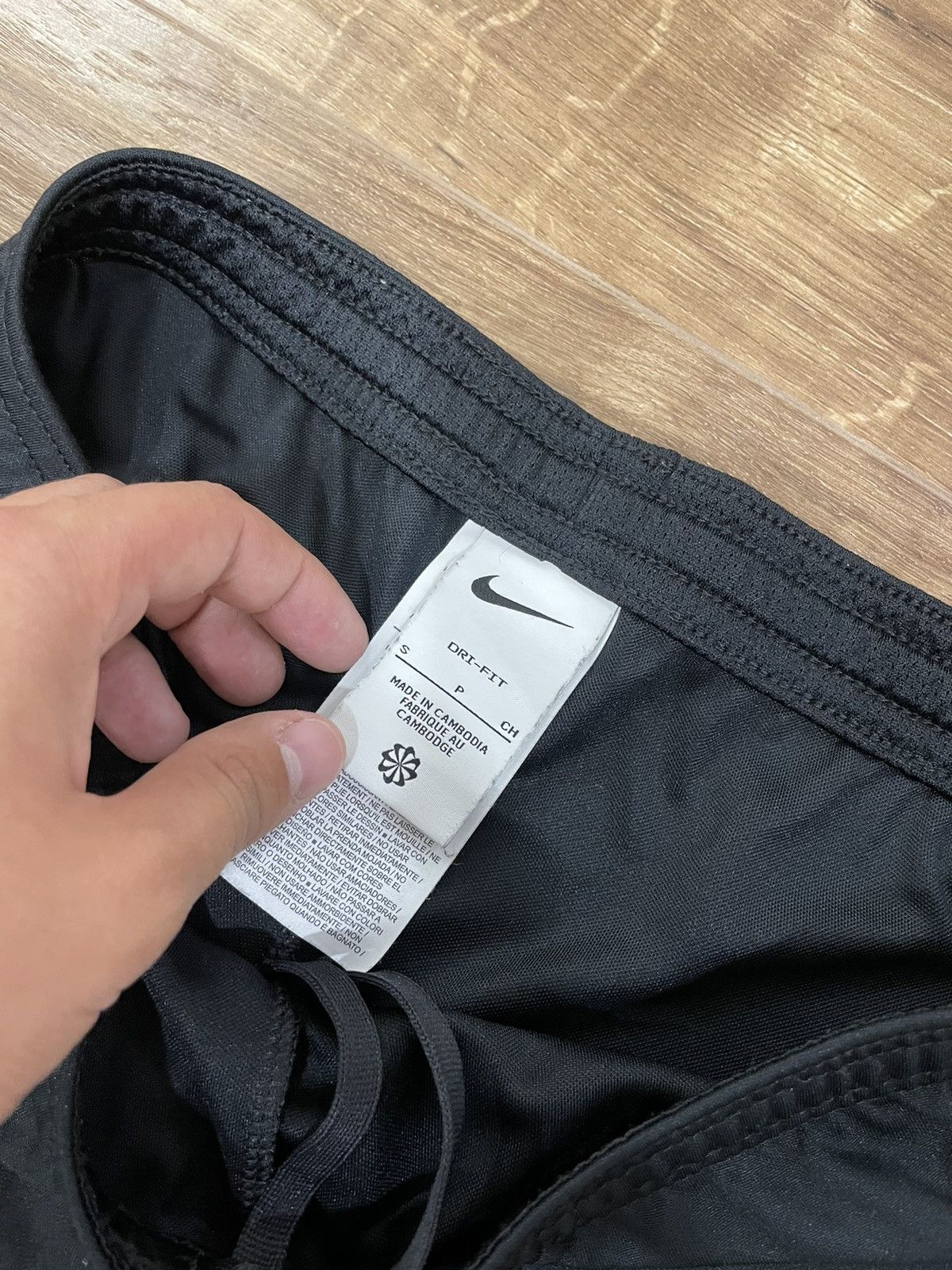 Nike × Vintage Vintage Nike Y2K Swoosh Logo Drill Shorts Size S Size US 30 / EU 46 - 5 Thumbnail