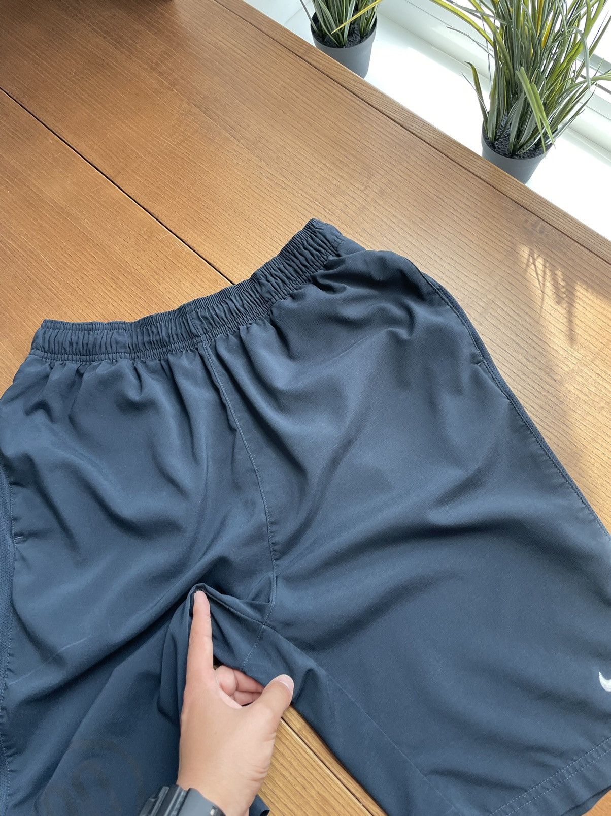 Nike × Vintage Vintage Nike Y2K Swoosh Drill Nylon Shorts Size M Size US 32 / EU 48 - 4 Thumbnail