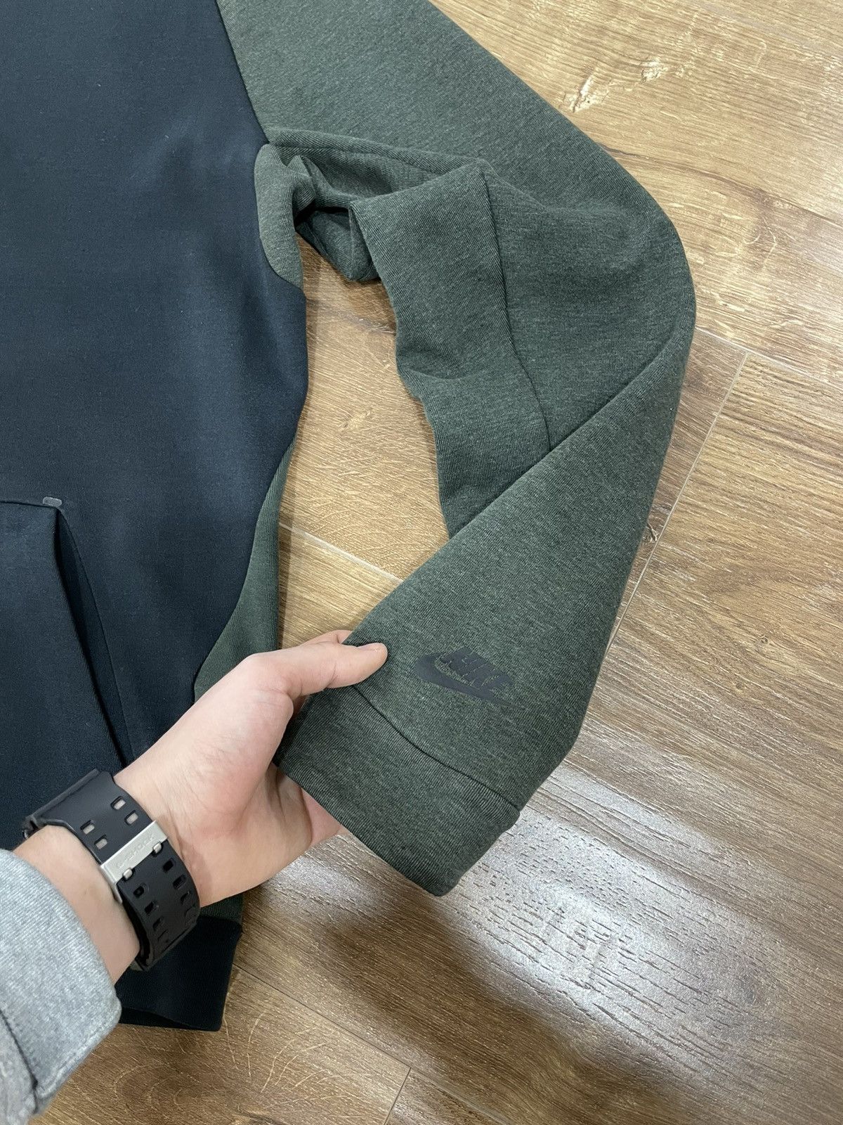 Nike × Vintage Vintage Nike Tech Fleece Sweatshirt Size S Size US S / EU 44-46 / 1 - 4 Thumbnail