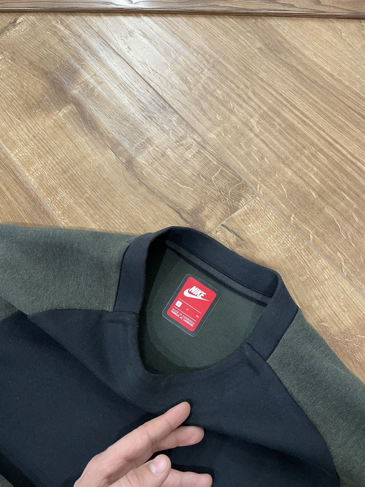 Nike × Vintage Vintage Nike Tech Fleece Sweatshirt Size S Size US S / EU 44-46 / 1 - 6 Thumbnail