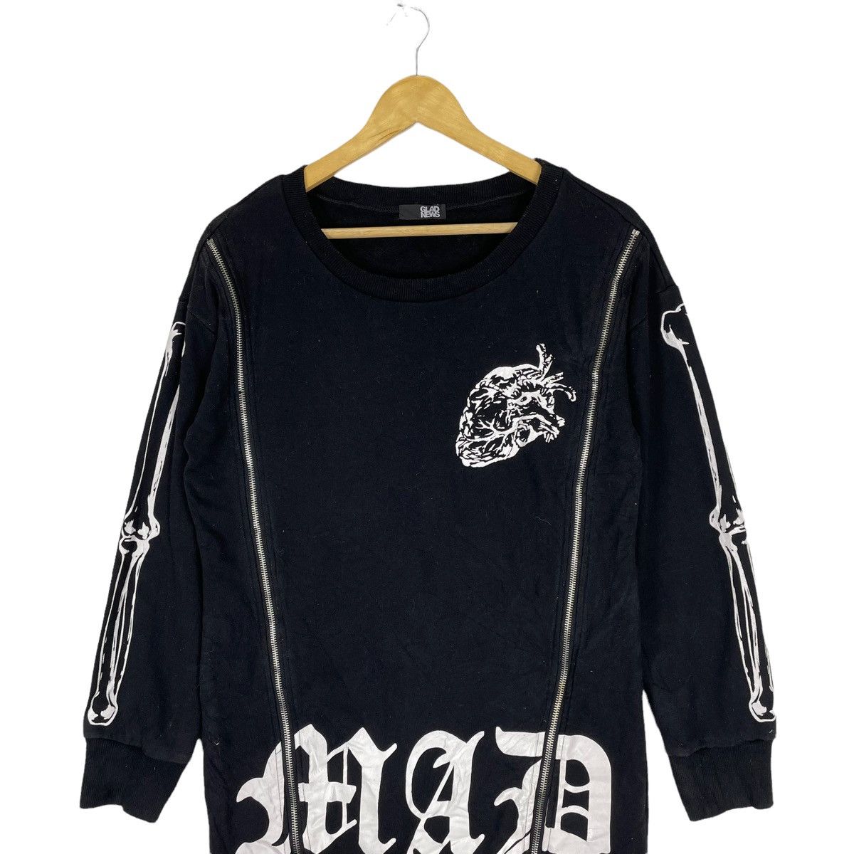 Japanese Brand 🔥GLAD NEW MOODS GOTHIC PUNK WOMEN SWEATSHIRT Size ONE SIZE - 3 Thumbnail
