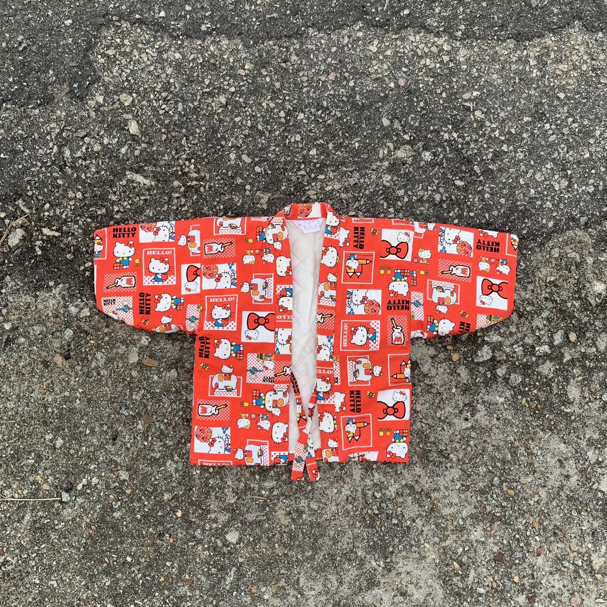VINTAGE HELLO KITTY KIMONO