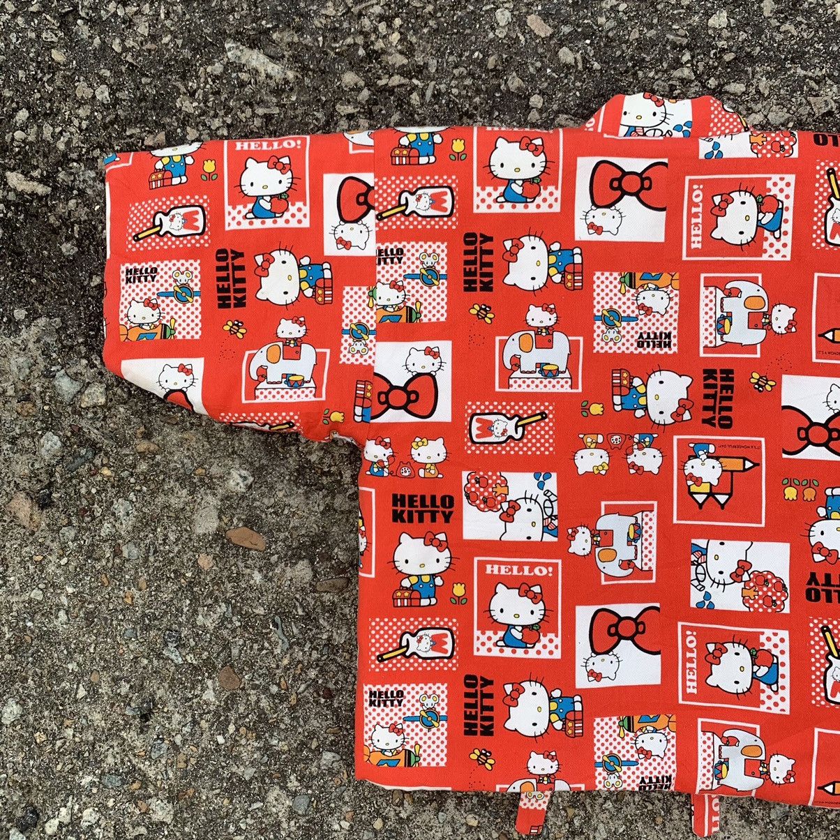 Anime VINTAGE HELLO KITTY KIMONO Size ONE SIZE - 6 Thumbnail