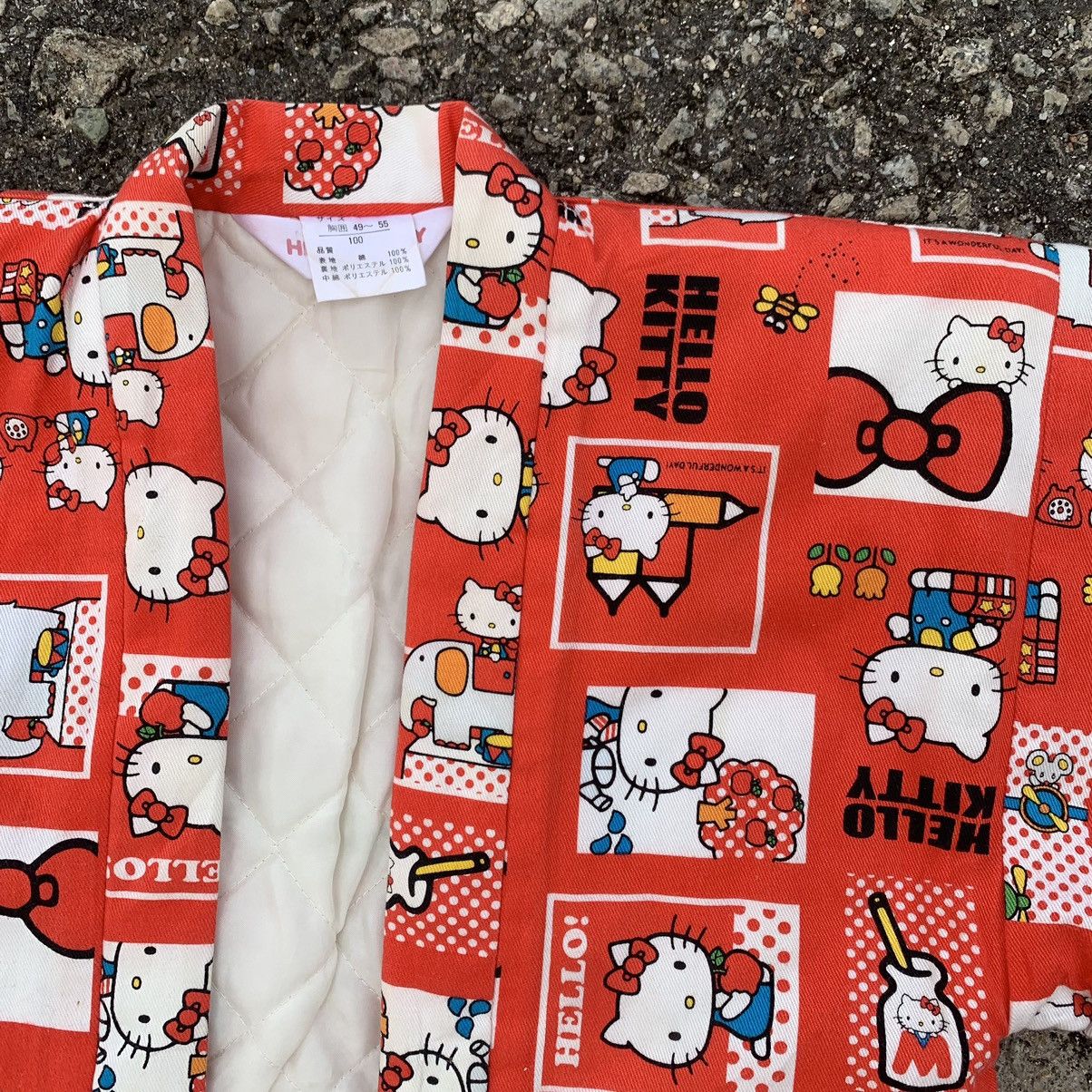 Anime VINTAGE HELLO KITTY KIMONO Size ONE SIZE - 4 Thumbnail