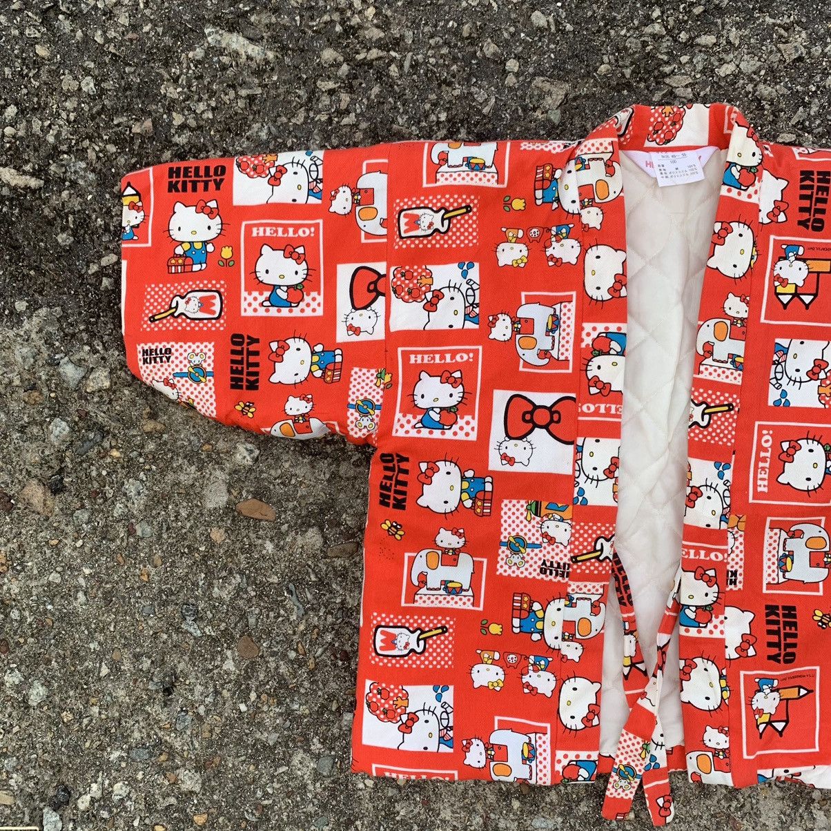Anime VINTAGE HELLO KITTY KIMONO Size ONE SIZE - 2 Thumbnail