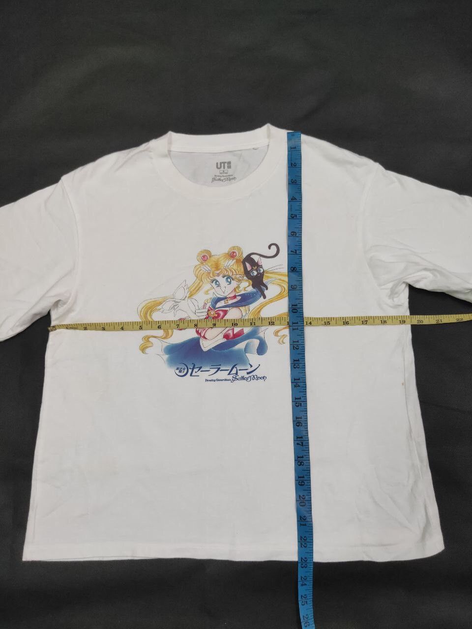 Anime × Japanese Brand × Uniqlo Vintage Sailormoon Anime Big Print Tee Manga Cospa Akira Size US S / EU 44-46 / 1 - 9 Thumbnail