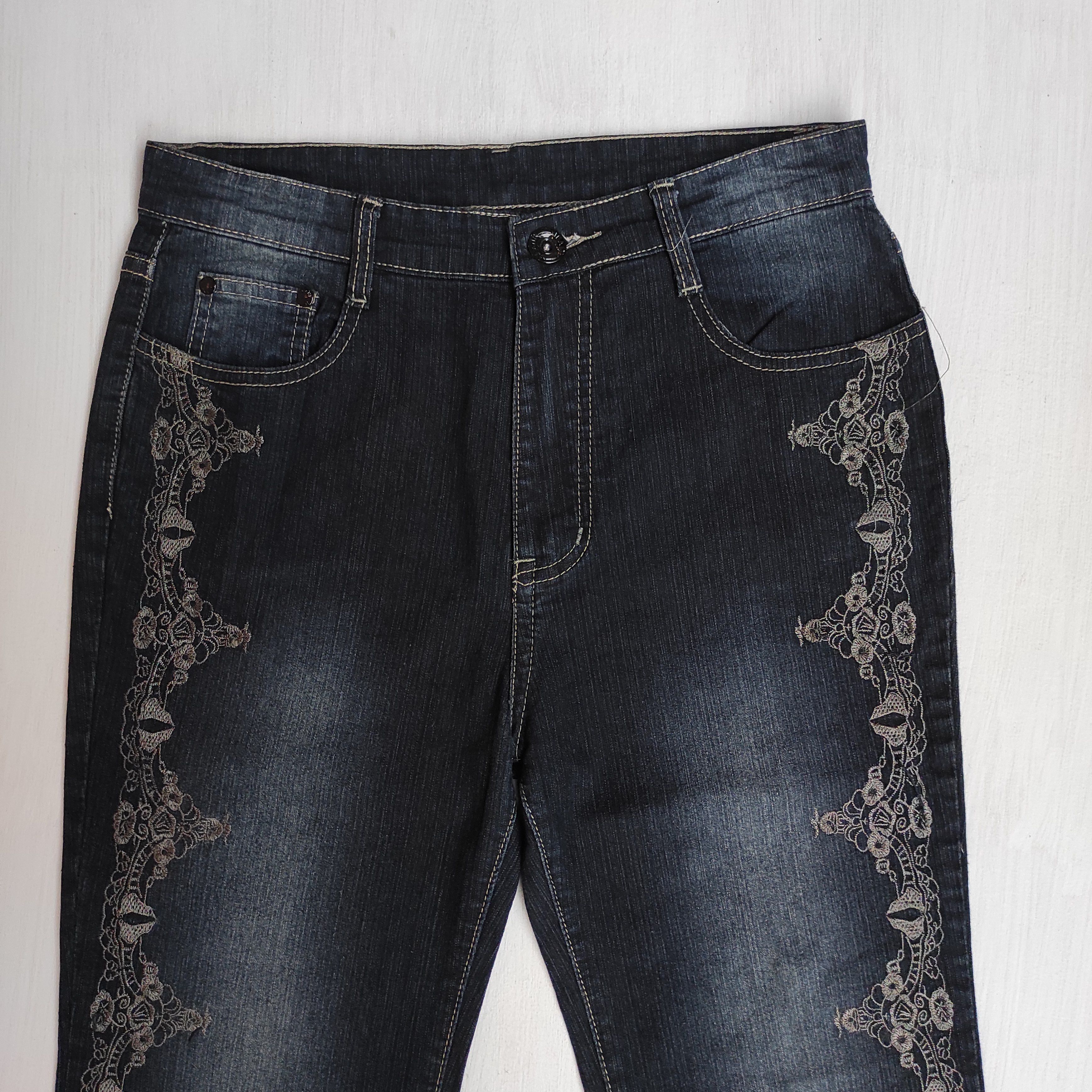 Hysteric Glamour Flare Jeans Embroidered Bootcut denim pants Size US 28 / EU 44 - 3 Thumbnail