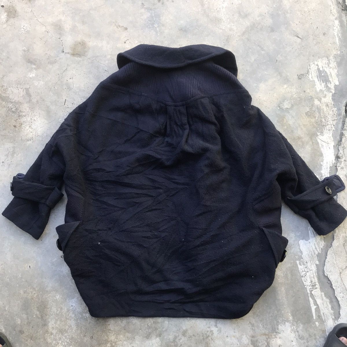 Issey Miyake Vintage Issey Miyake Black Wool Wide Jacket Size US L / EU 52-54 / 3 - 13 Thumbnail
