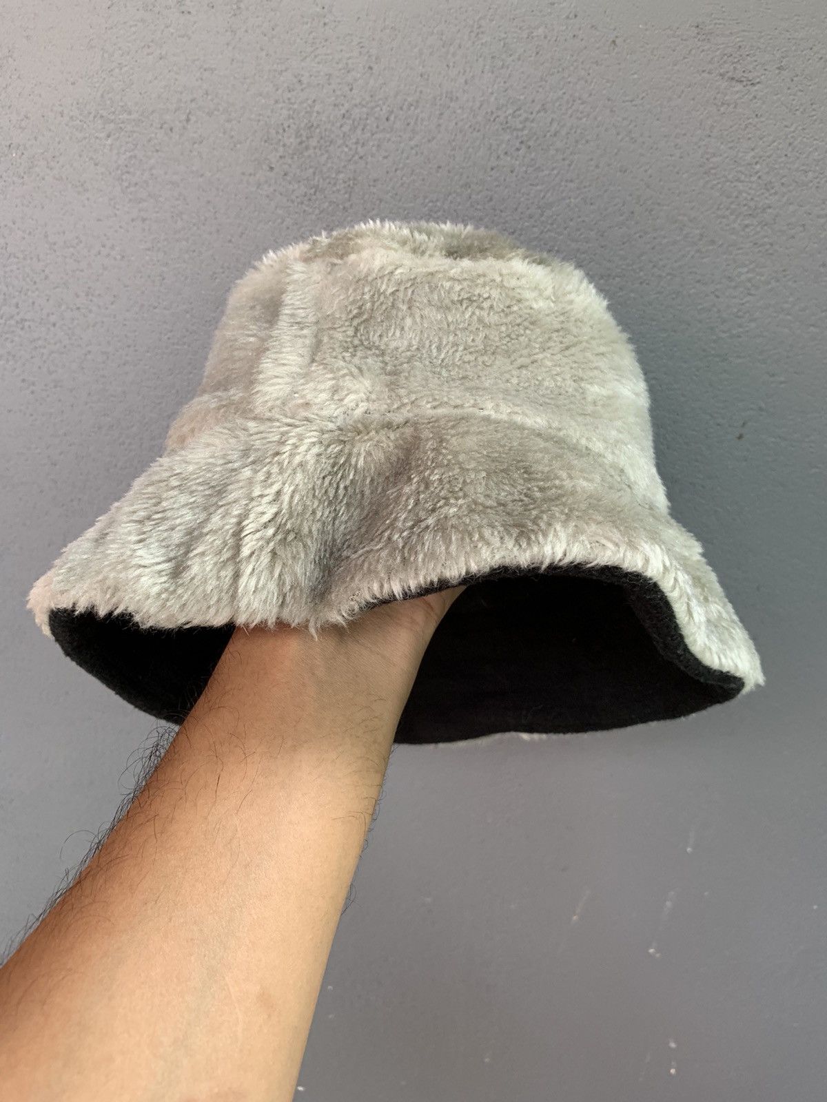 Other 💸BINDINGOFFER💸MOHAIR BUCKET HATS REVERSIBLE WHITE/BLACK Size ONE SIZE - 5 Thumbnail