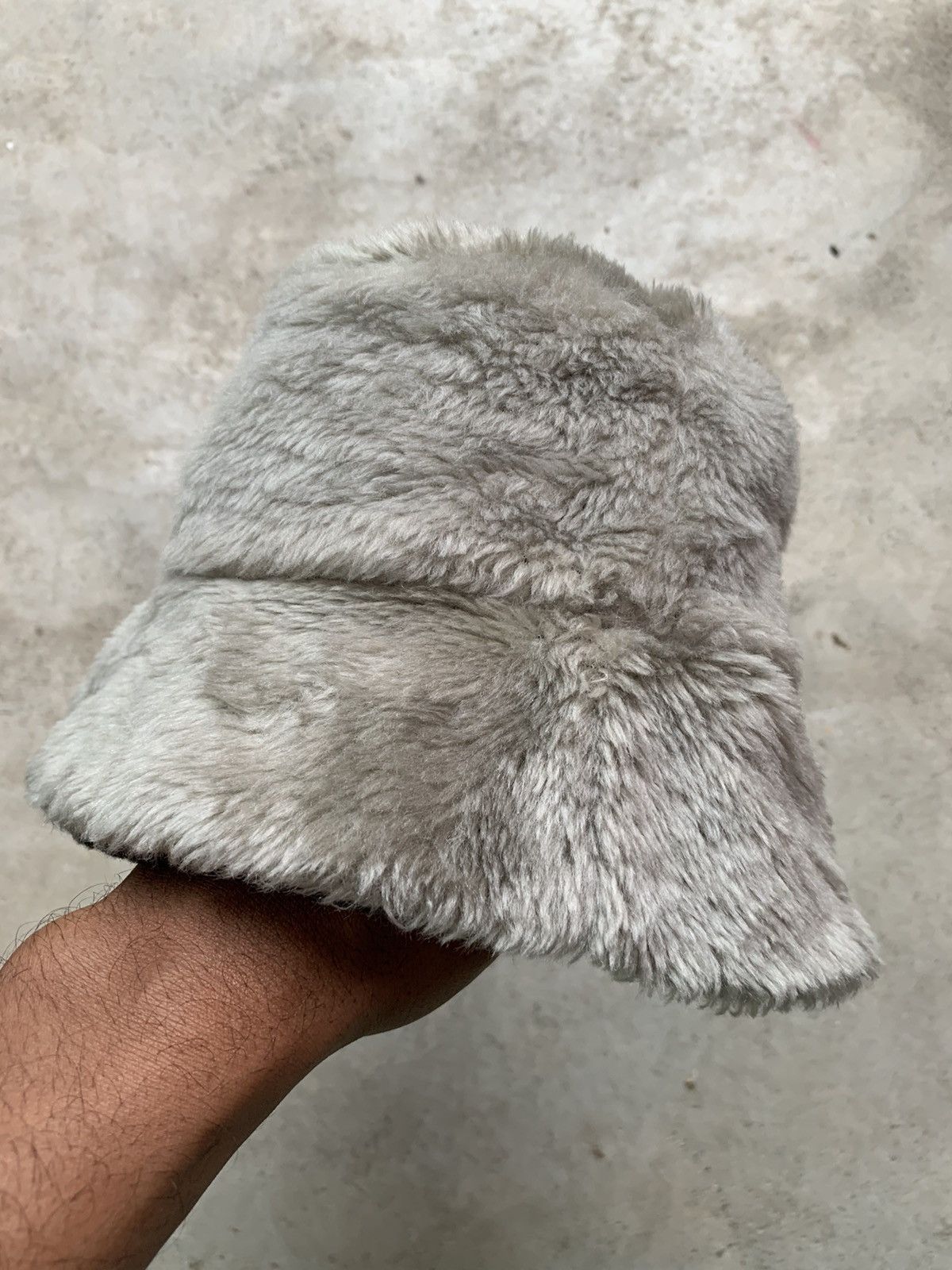 Other 💸BINDINGOFFER💸MOHAIR BUCKET HATS REVERSIBLE WHITE/BLACK Size ONE SIZE - 6 Thumbnail
