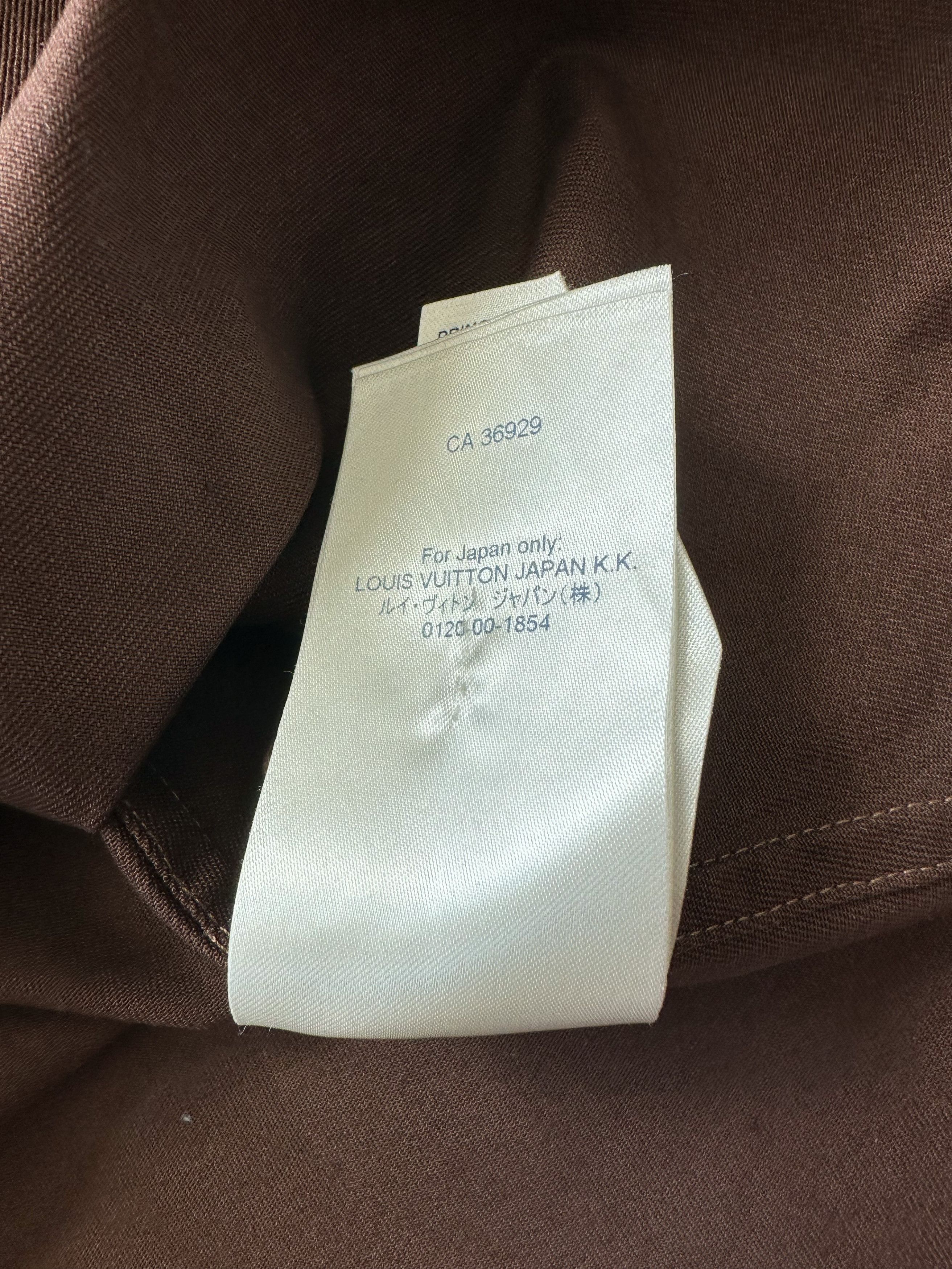 Louis Vuitton Louis Vuitton NBA Brown Multicolor Letters Button Up Shirt Size US M / EU 48-50 / 2 - 9 Thumbnail