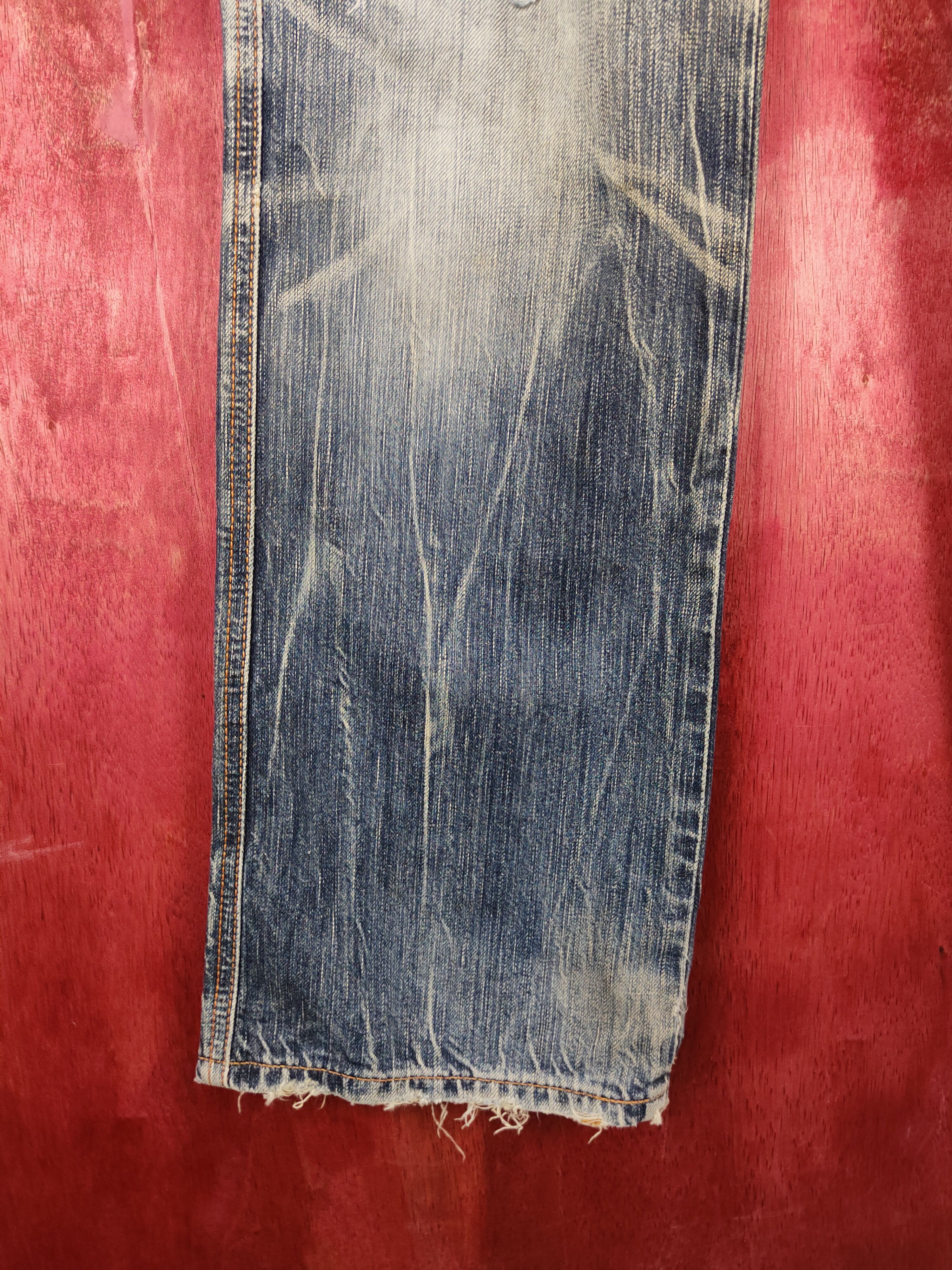 Edwin Edwin Blue Distressed ripped faded Denim jeans Pants #273BDL Size US 28 / EU 44 - 5 Thumbnail