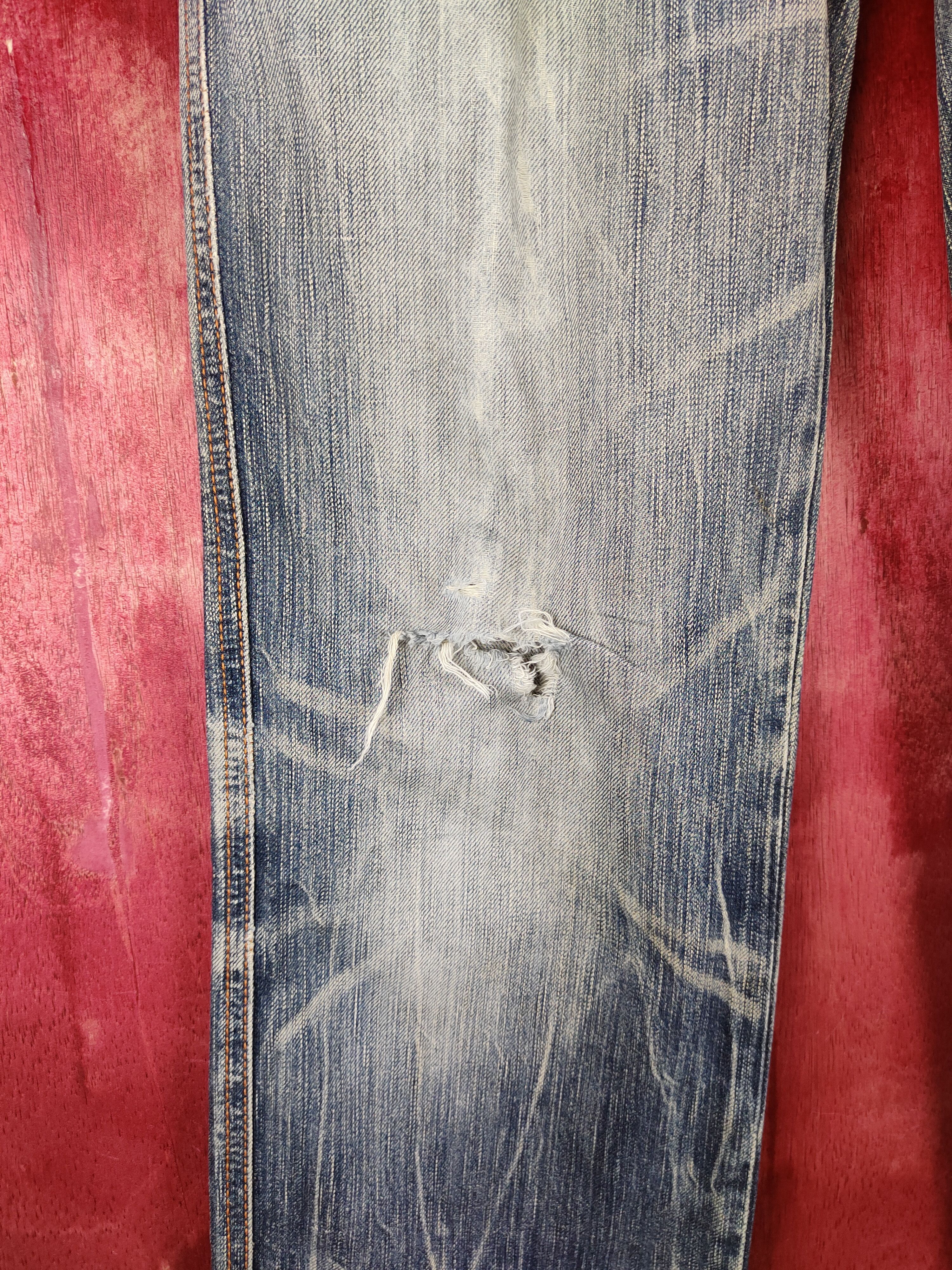 Edwin Edwin Blue Distressed ripped faded Denim jeans Pants #273BDL Size US 28 / EU 44 - 3 Thumbnail