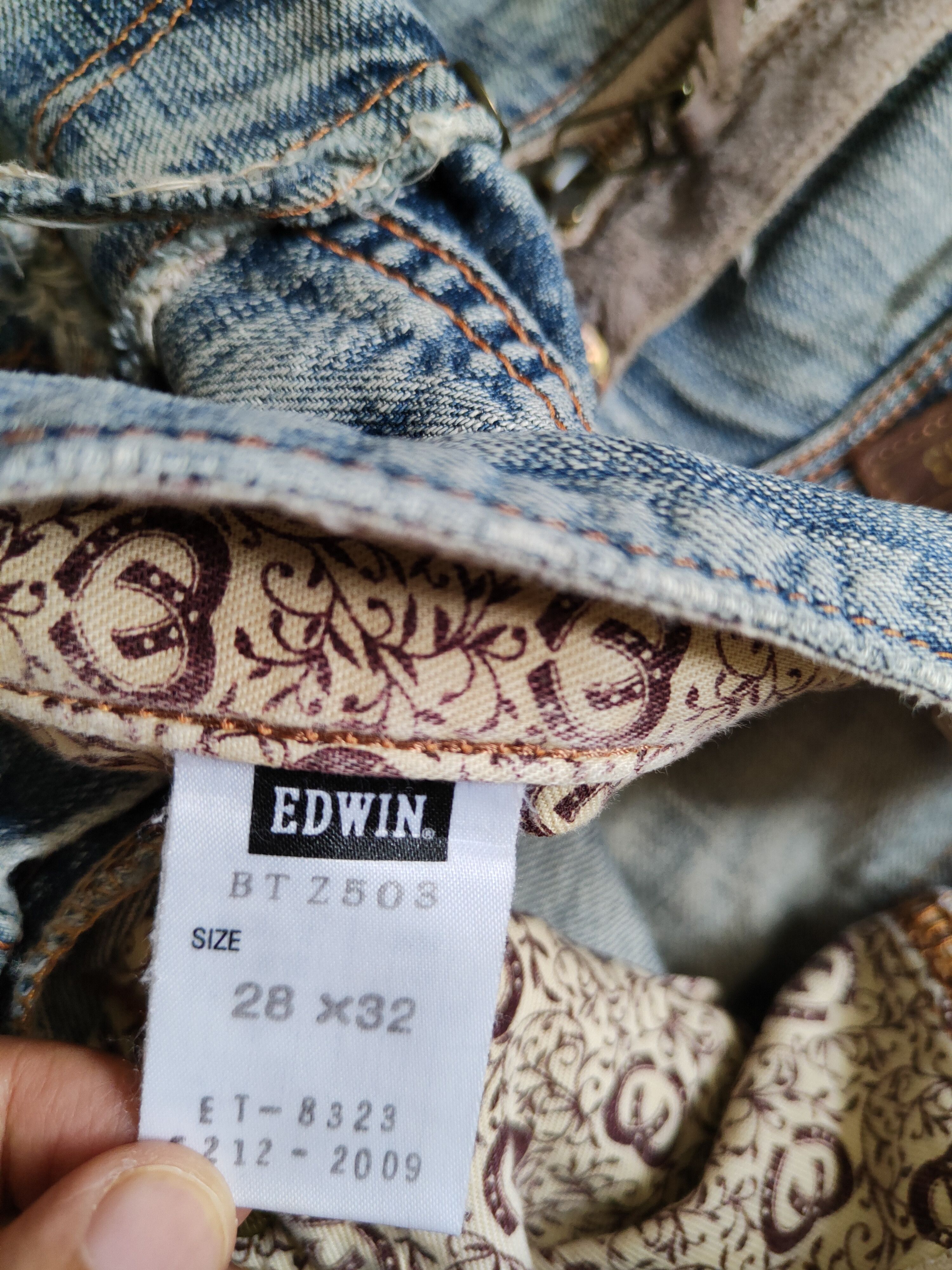 Edwin Edwin Blue Distressed ripped faded Denim jeans Pants #273BDL Size US 28 / EU 44 - 17 Thumbnail