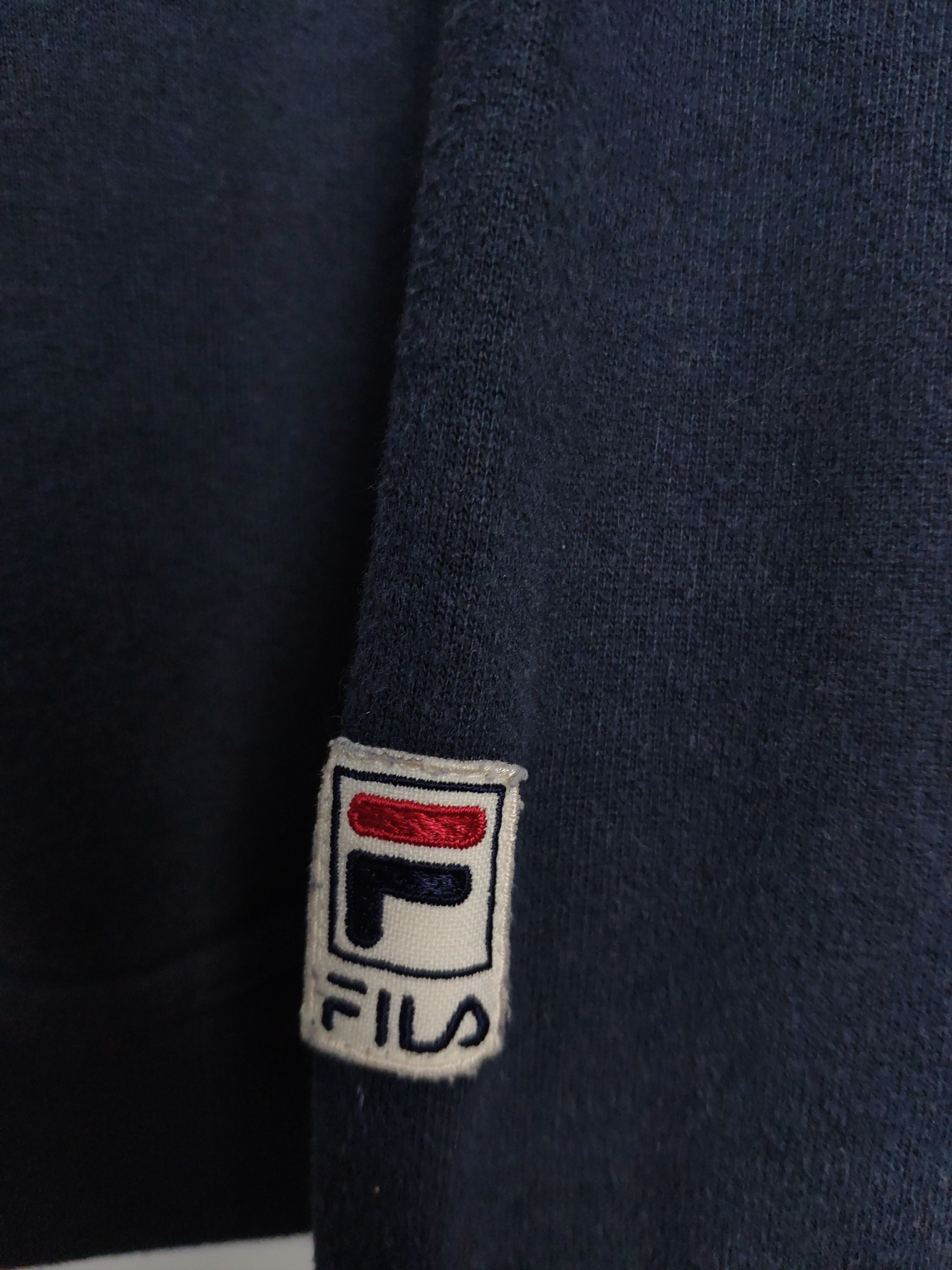 Fila × Vintage Fila vintage spell out sweatshirt navy red center logo Size US M / EU 48-50 / 2 - 2 Thumbnail