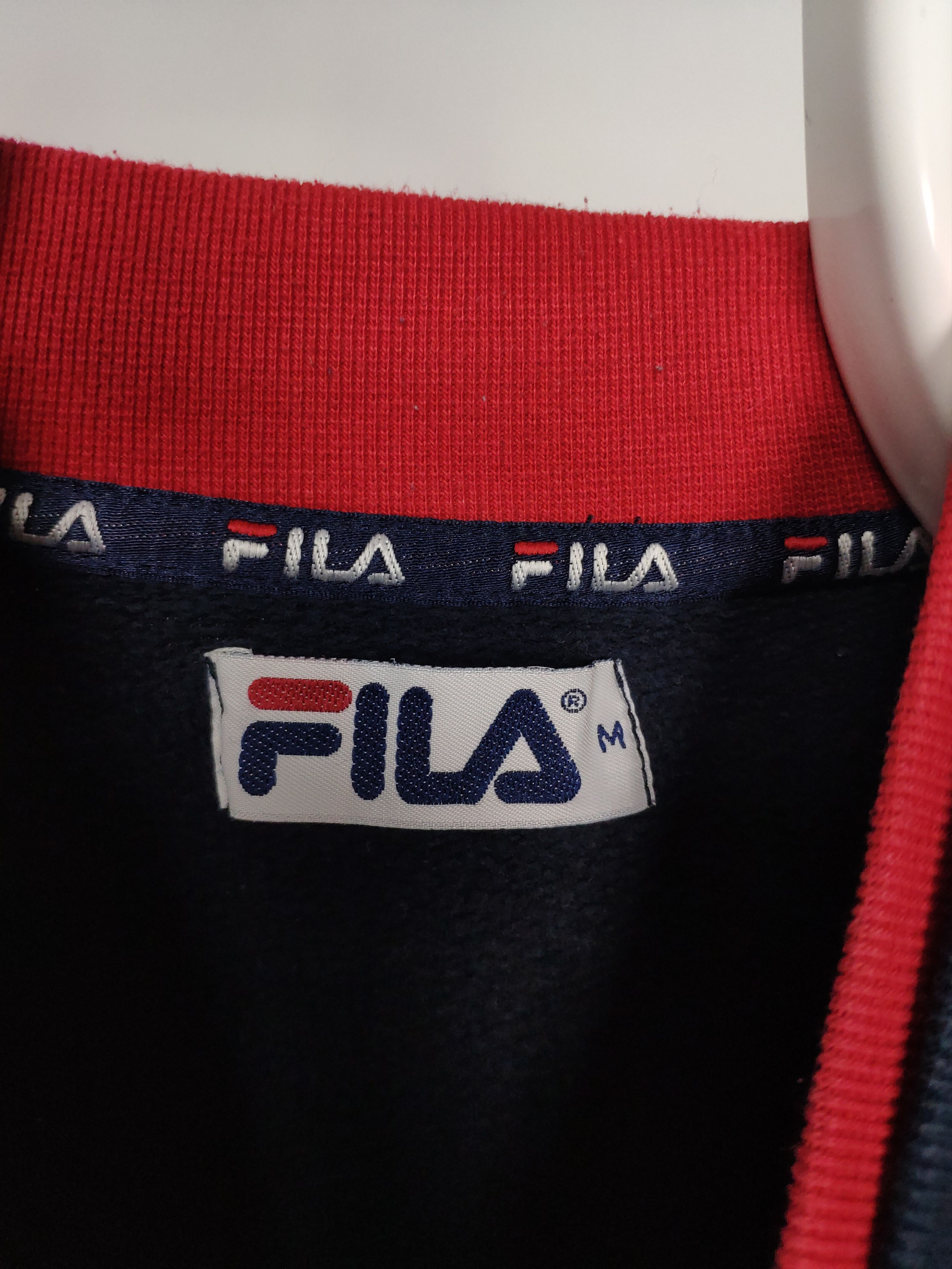 Fila × Vintage Fila vintage spell out sweatshirt navy red center logo Size US M / EU 48-50 / 2 - 4 Thumbnail