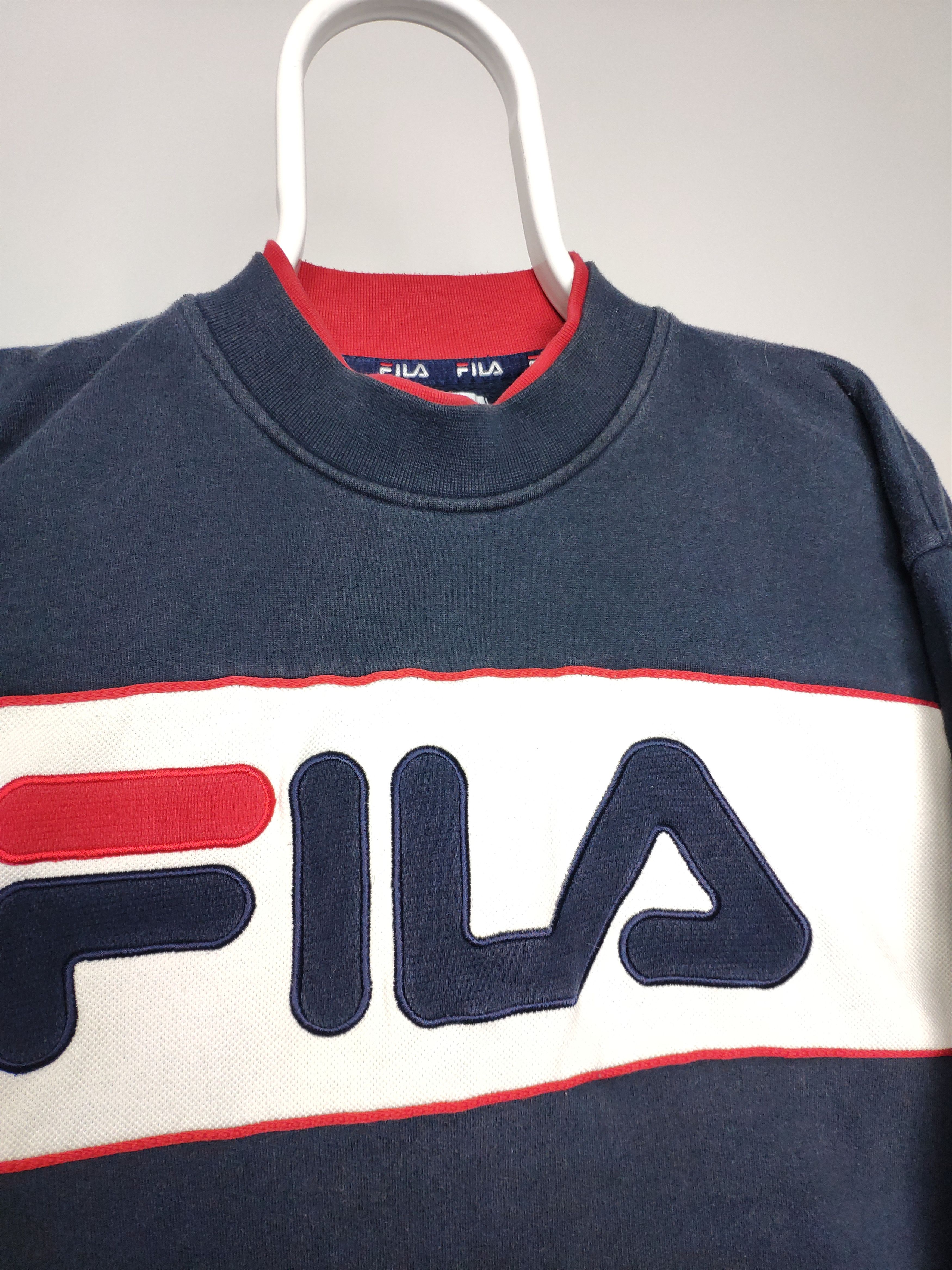 Fila × Vintage Fila vintage spell out sweatshirt navy red center logo Size US M / EU 48-50 / 2 - 5 Thumbnail