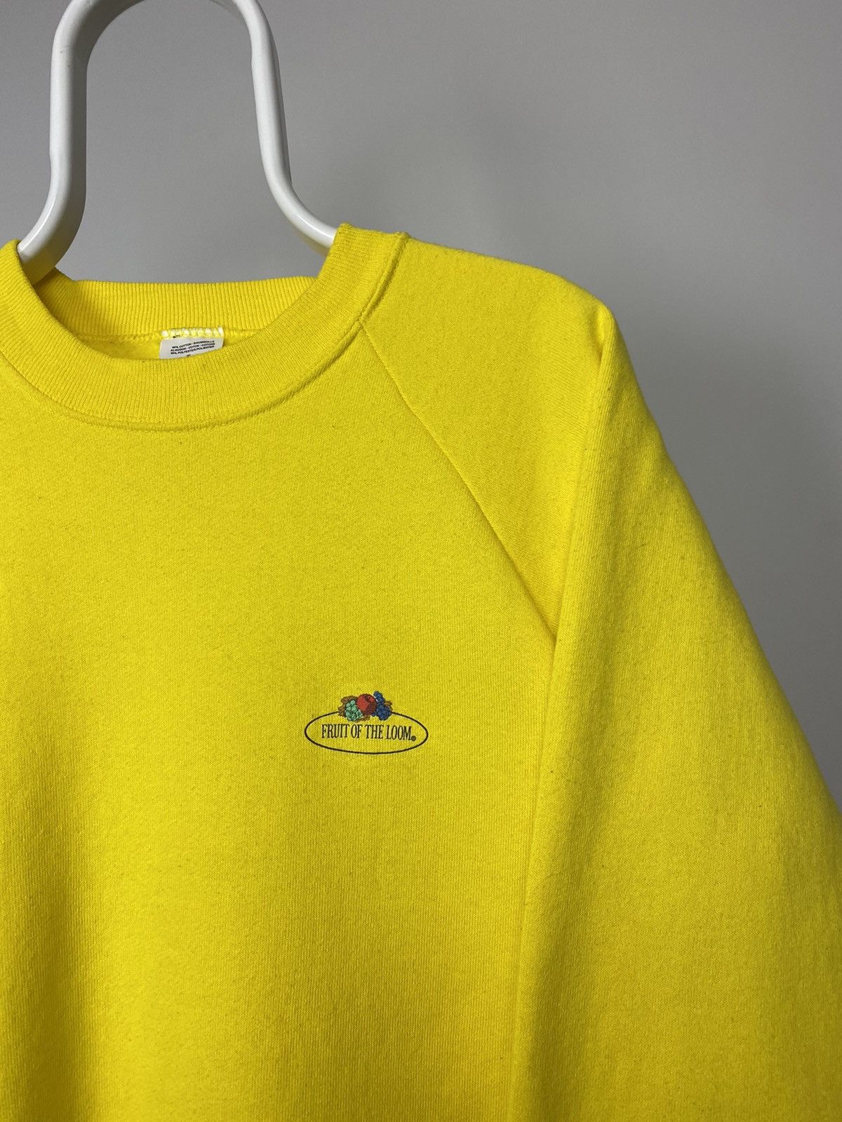 Fruit Of The Loom × Vintage Fruit of the loom vintage yellow sweatshirt basic crewneck Size US L / EU 52-54 / 3 - 2 Thumbnail