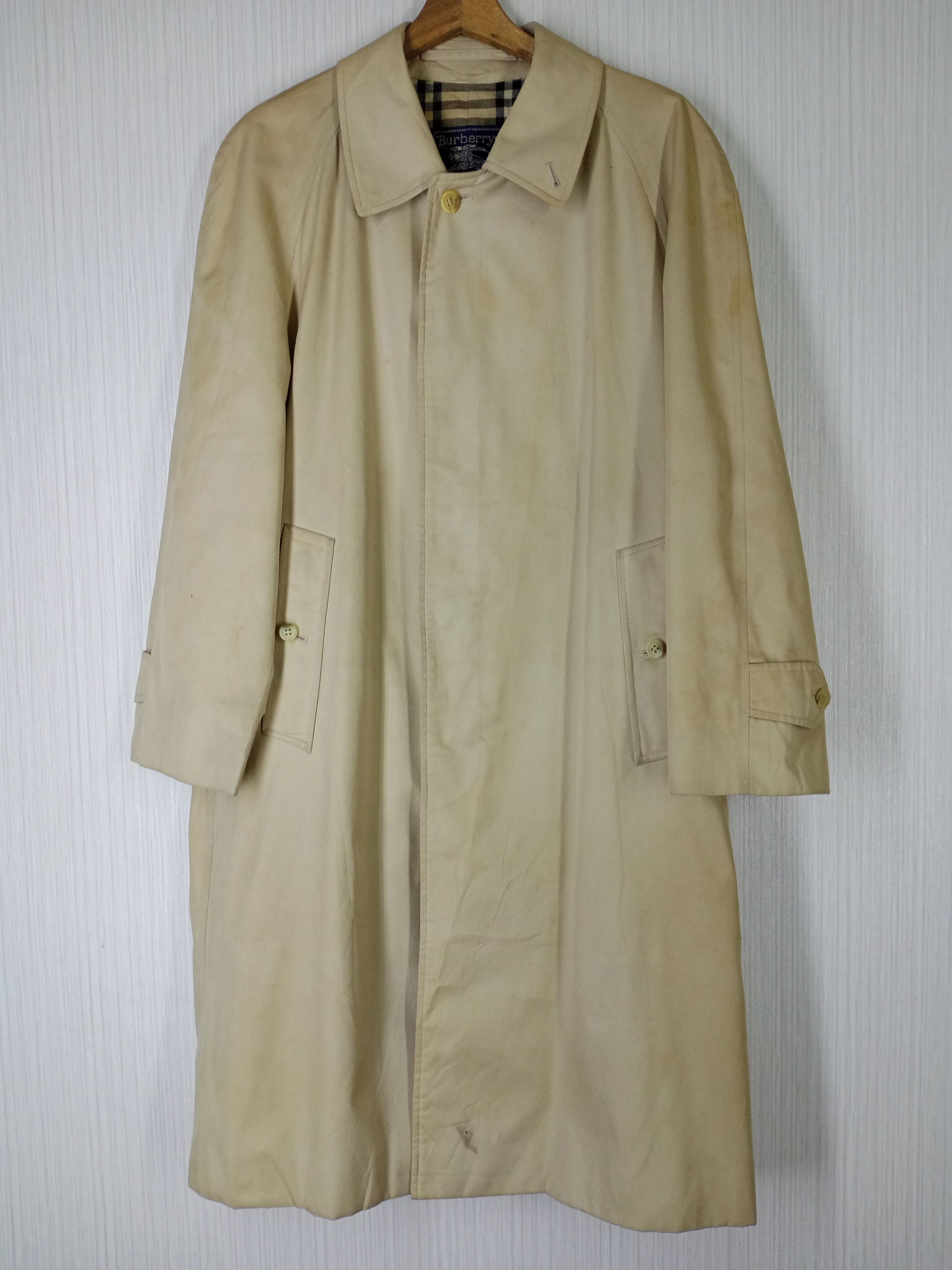 Burberry 90's Vintage Burberry's Trench Coat Made in England Size US M / EU 48-50 / 2 - 3 Thumbnail