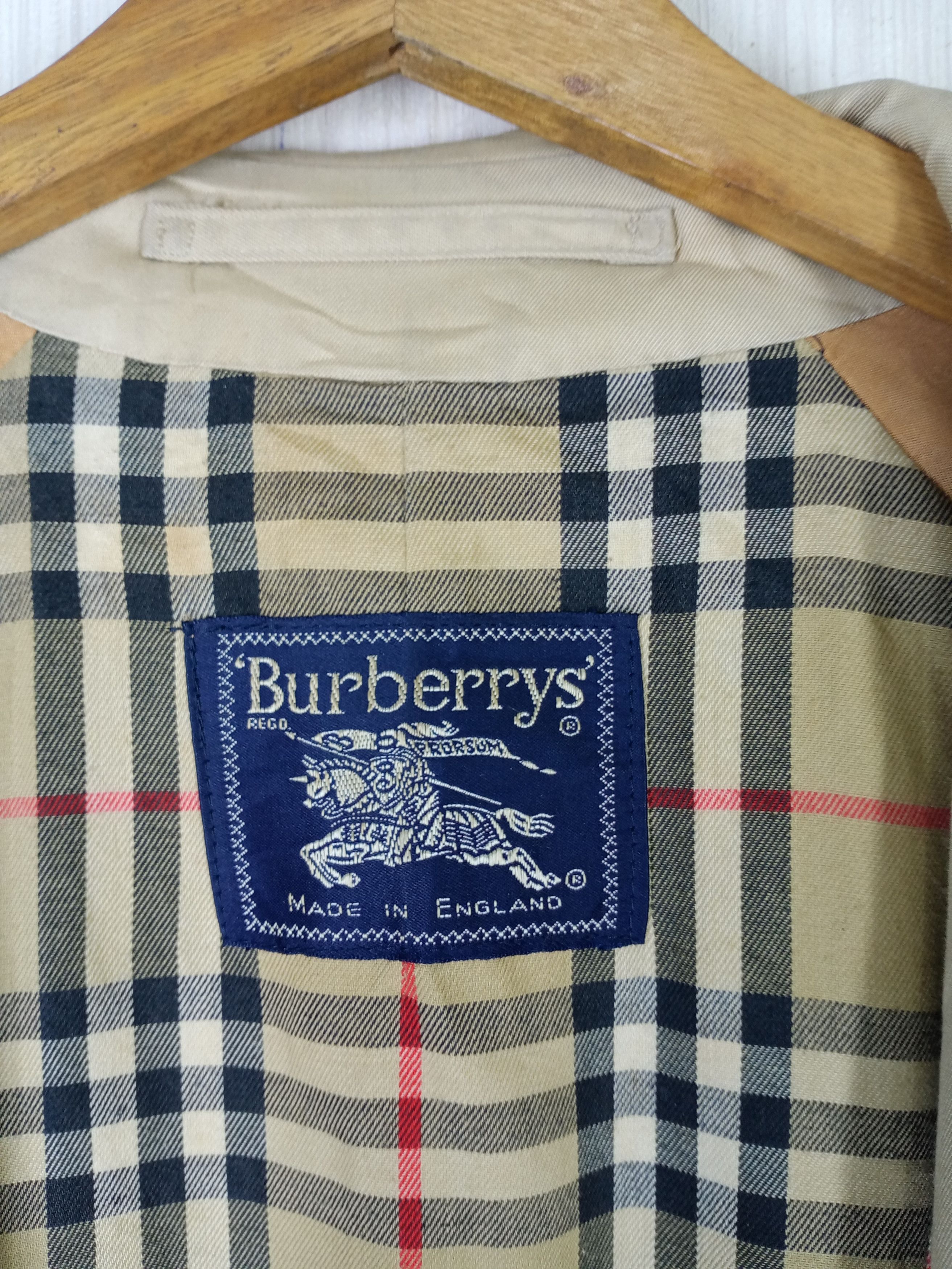 Burberry 90's Vintage Burberry's Trench Coat Made in England Size US M / EU 48-50 / 2 - 7 Thumbnail