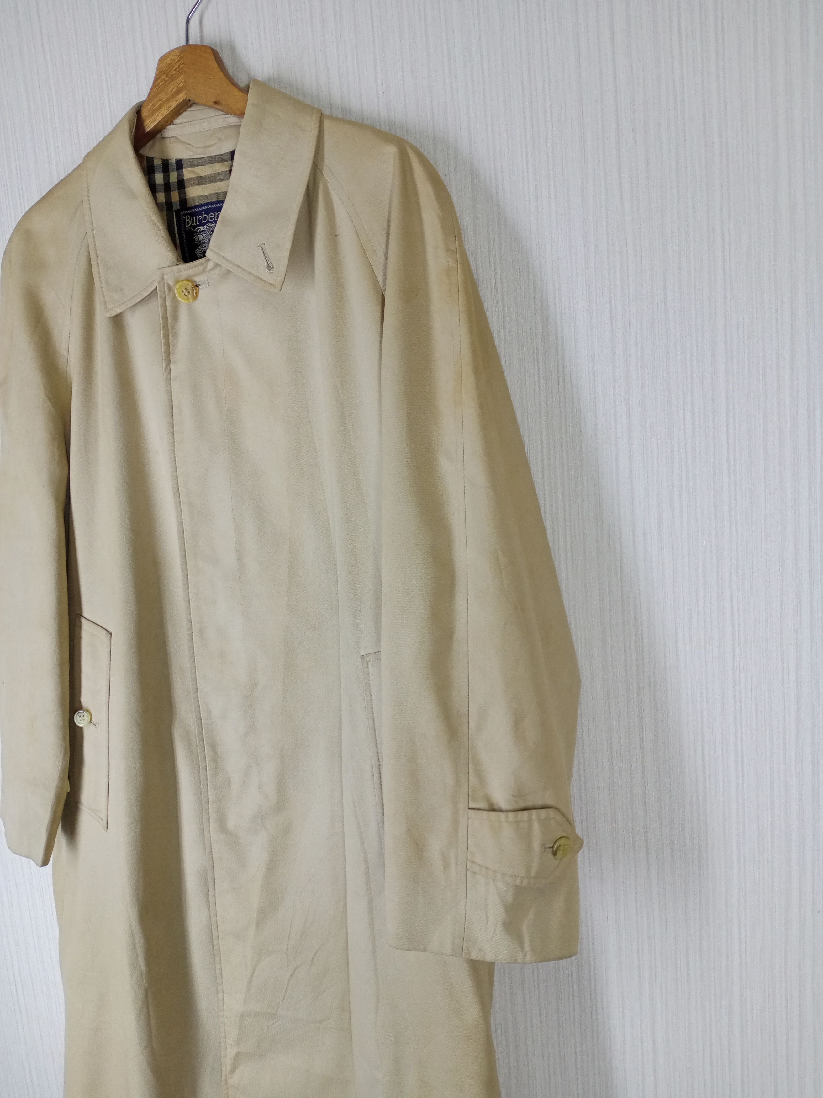 Burberry 90's Vintage Burberry's Trench Coat Made in England Size US M / EU 48-50 / 2 - 6 Thumbnail