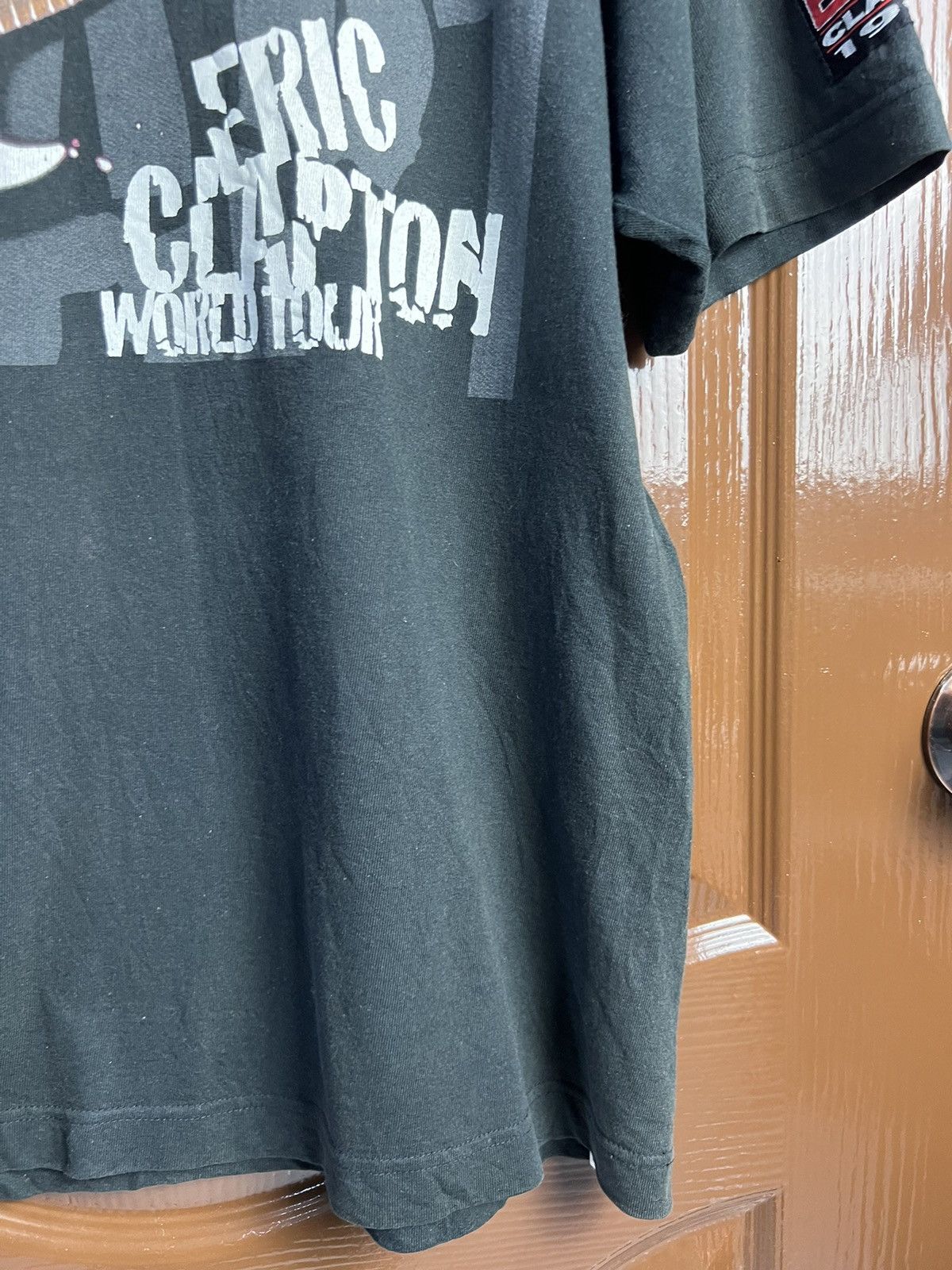 Band Tees 🔥Vintage 99 Eric Clapton Japan Tour Tees Size US M / EU 48-50 / 2 - 11 Thumbnail