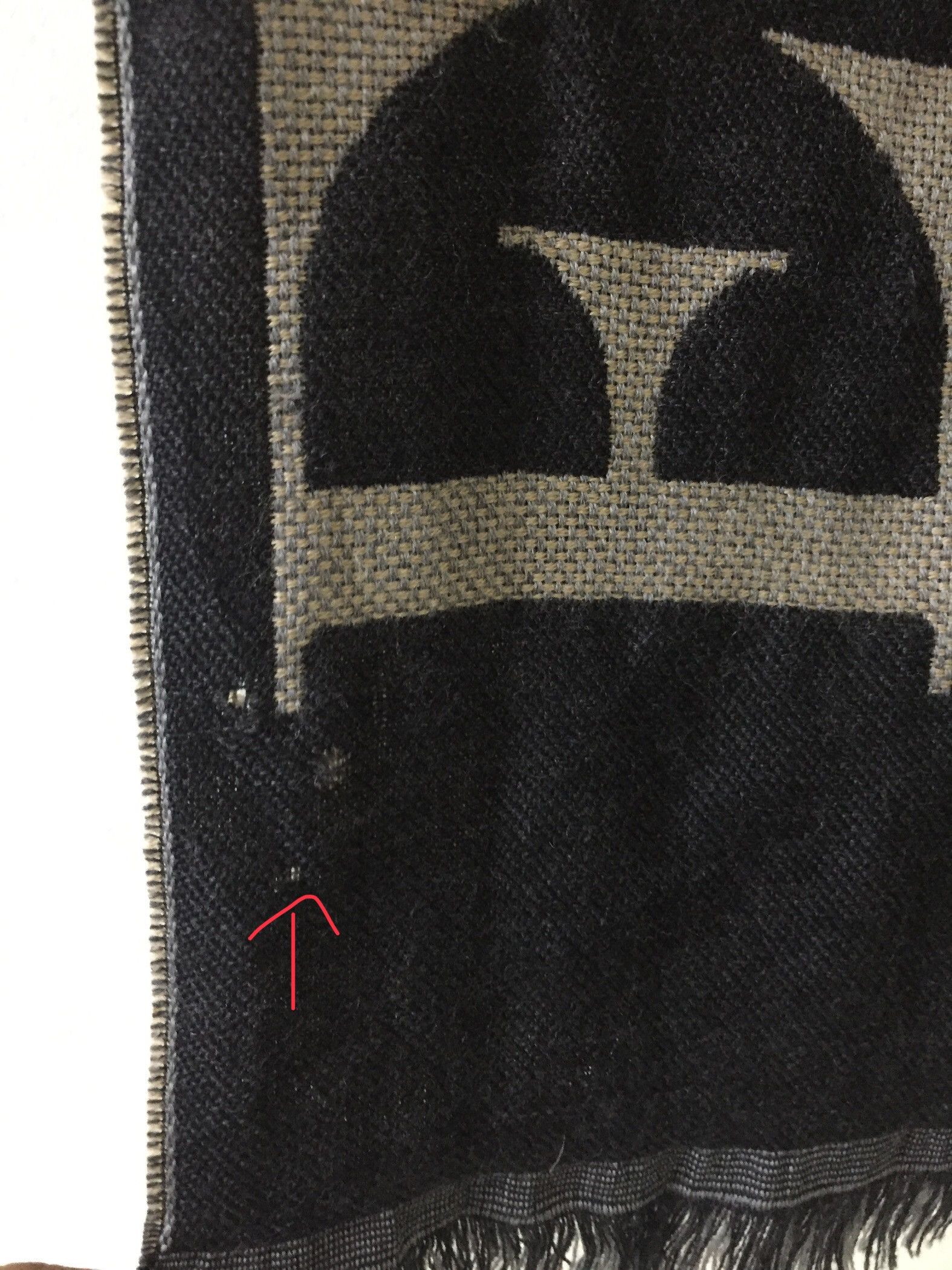 Emporio Armani Emporio Armani Scarf Muffler Wool Made In Italy Size ONE SIZE - 23 Thumbnail