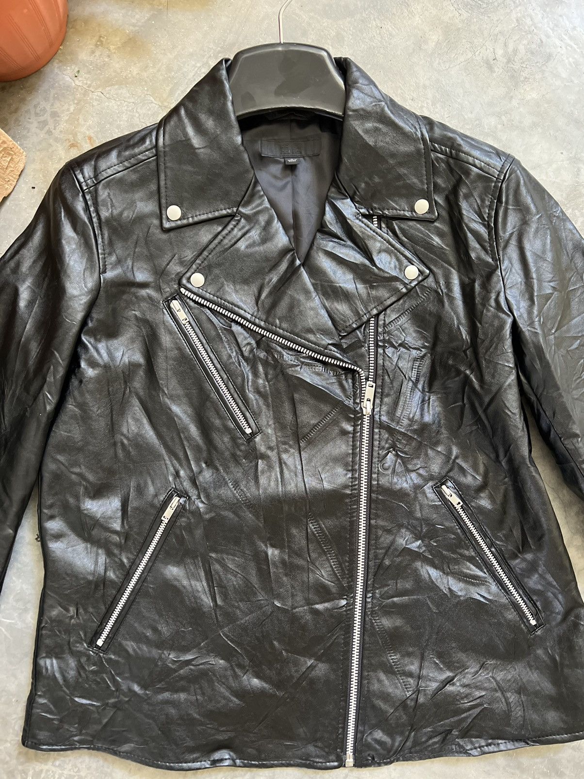 Uniqlo STEALS 🖤🏴‍☠️ Uniqlo Fully Leather Jacket Size US L / EU 52-54 / 3 - 6 Thumbnail