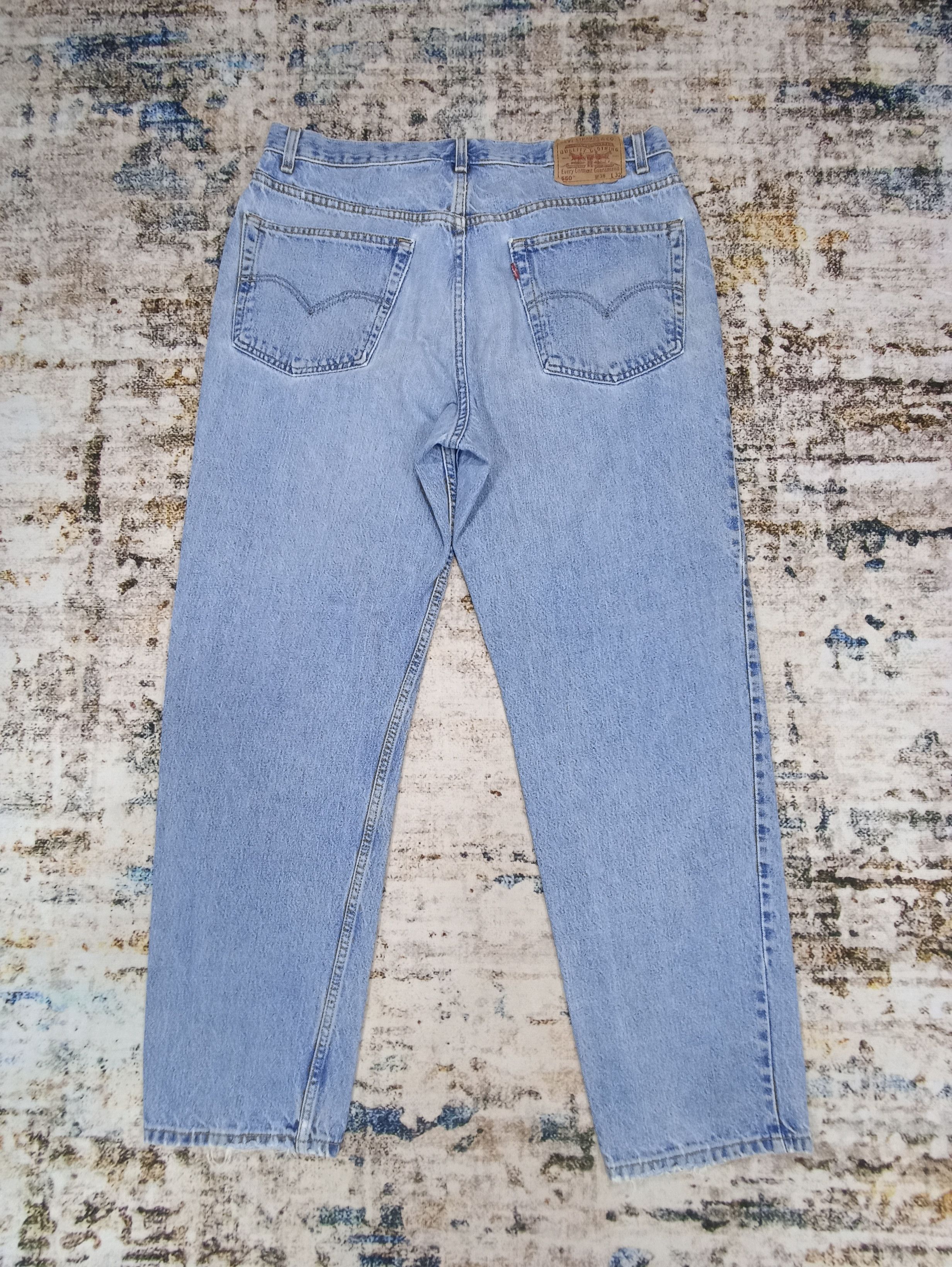 Jean × Levi's × Vintage 90s Vintage Levi's 550 Blue Wash Jeans - J106 Size US 36 / EU 52 - 2 Thumbnail