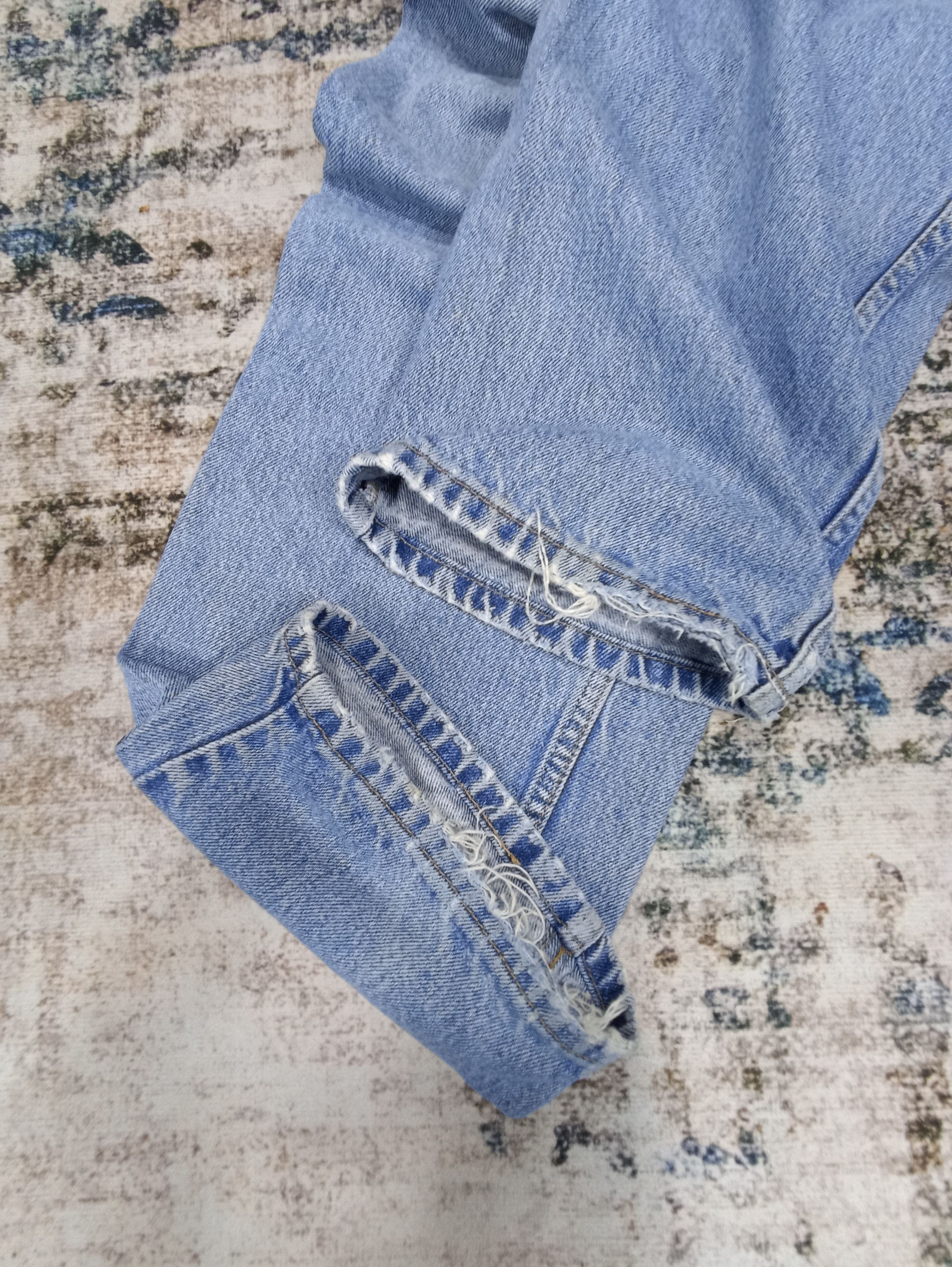 Jean × Levi's × Vintage 90s Vintage Levi's 550 Blue Wash Jeans - J106 Size US 36 / EU 52 - 7 Thumbnail