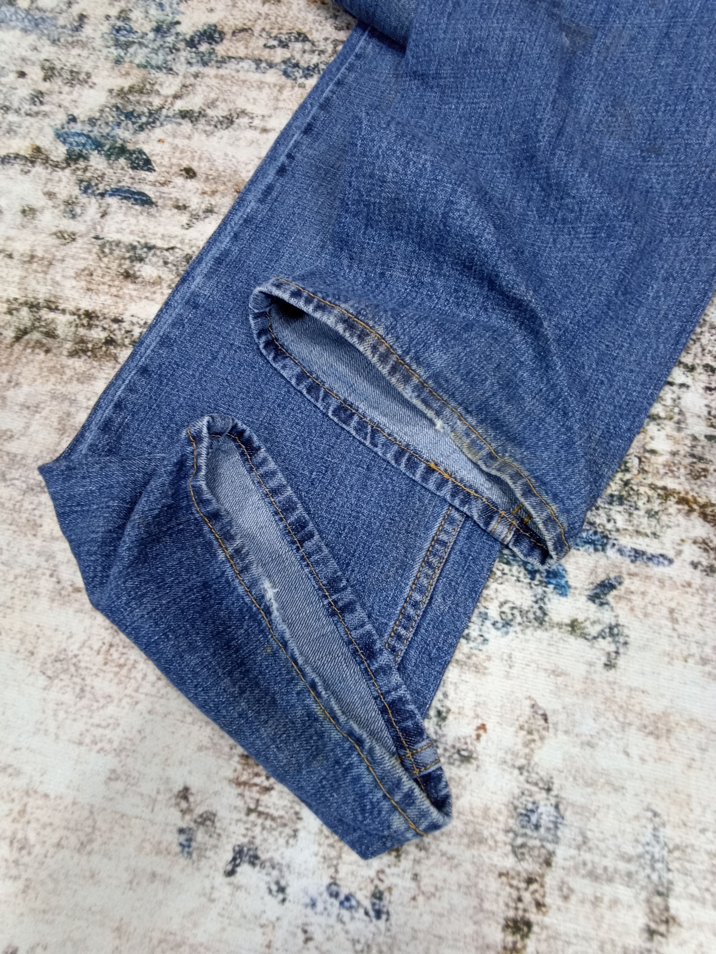 Jean × Levi's × Vintage Vintage Levis 559 Blue Jeans - J105 Size US 39 - 7 Thumbnail