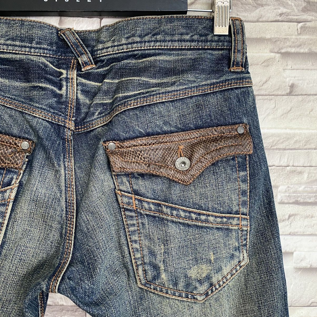 Japanese Brand NICOLE HIDEAWAYS Snake Skin Denim Flare Jeans Size US 30 / EU 46 - 14 Thumbnail