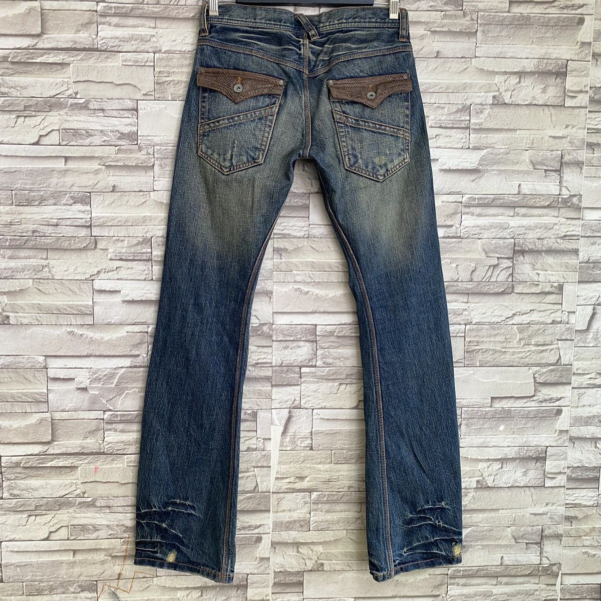 Japanese Brand NICOLE HIDEAWAYS Snake Skin Denim Flare Jeans Size US 30 / EU 46 - 10 Thumbnail