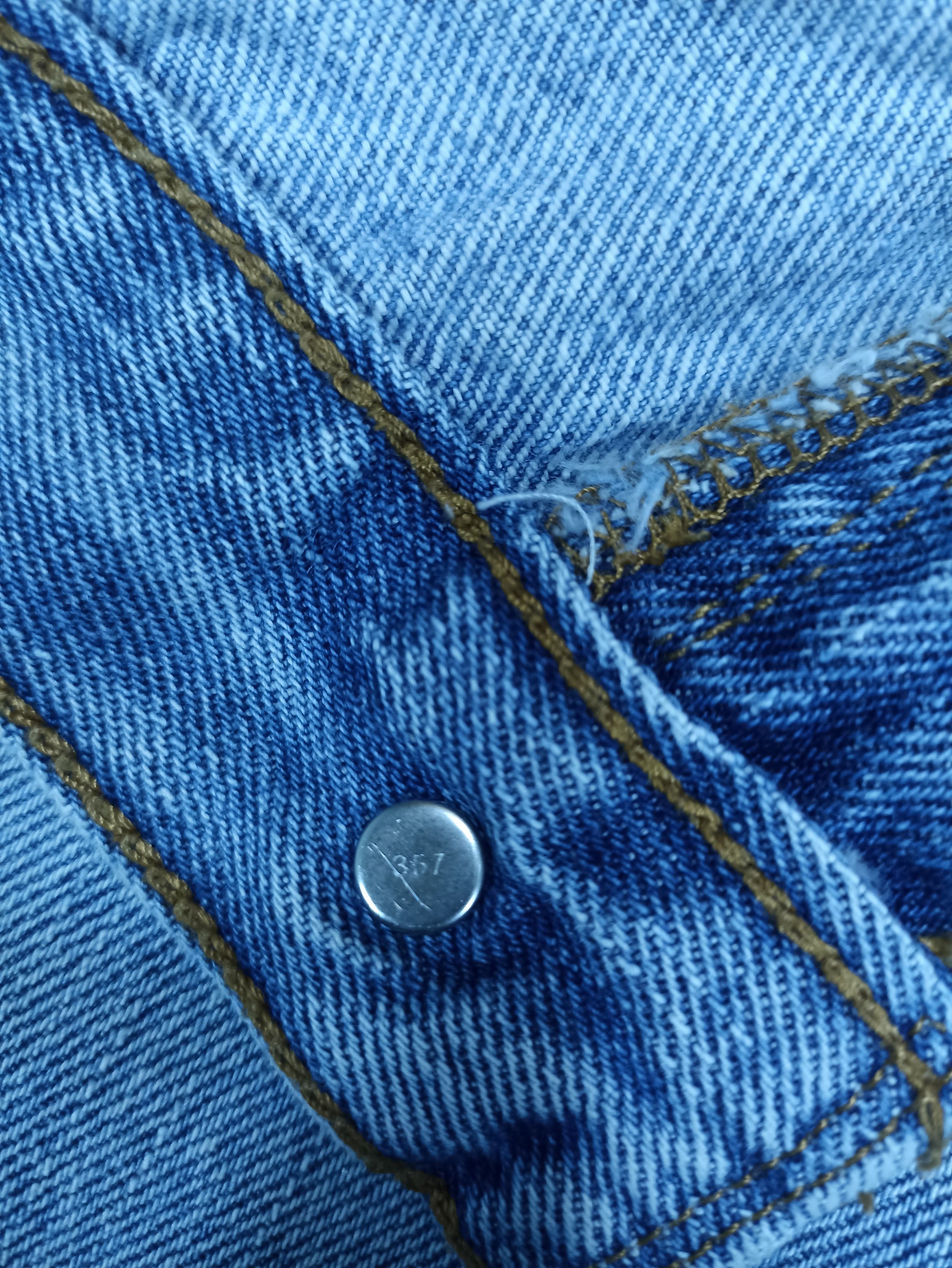 Jean × Levi's × Vintage Vintage Levis 550 Blue Wash Jeans - J102 Size US 33 - 4 Thumbnail
