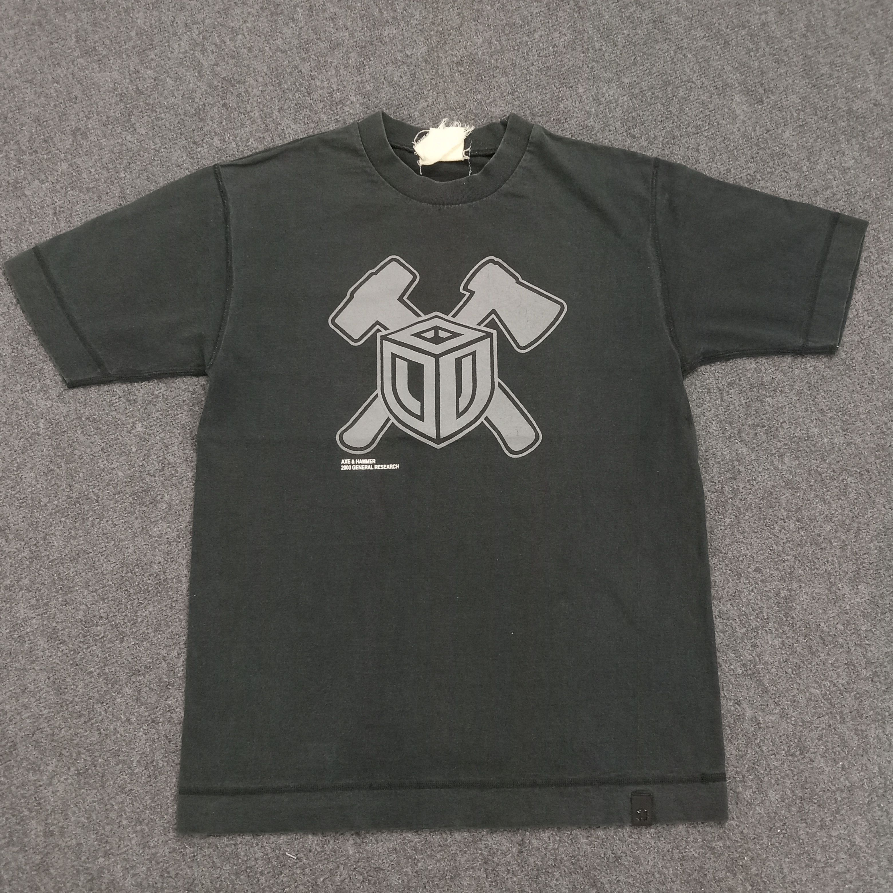 General Research × Japanese Brand × Vintage GENERAL RESEARCH Japanese Brand Designer T-Shirt Size US S / EU 44-46 / 1 - 1 Thumbnail