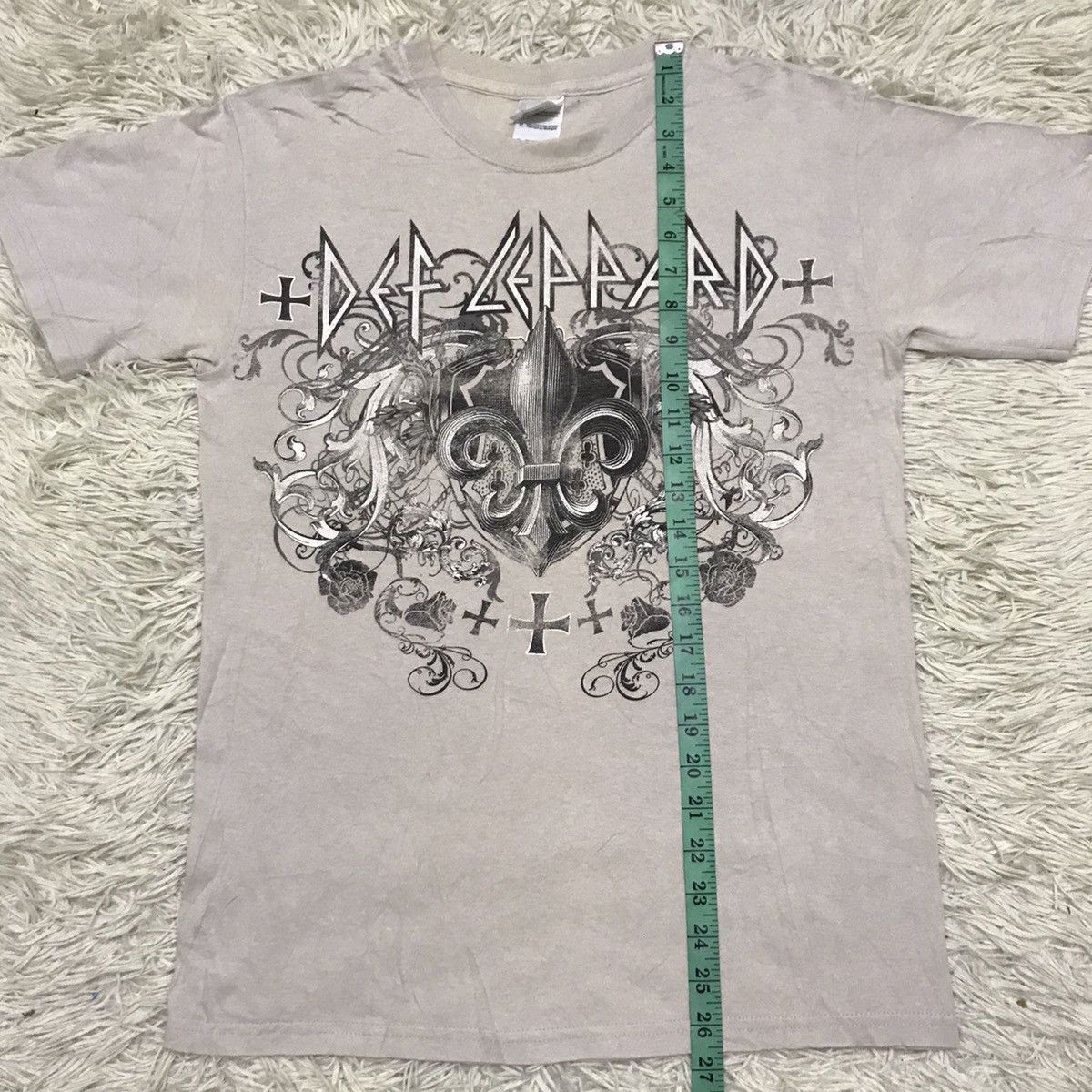 Band Tees 2011 def leppard band tees Size US S / EU 44-46 / 1 - 12 Thumbnail