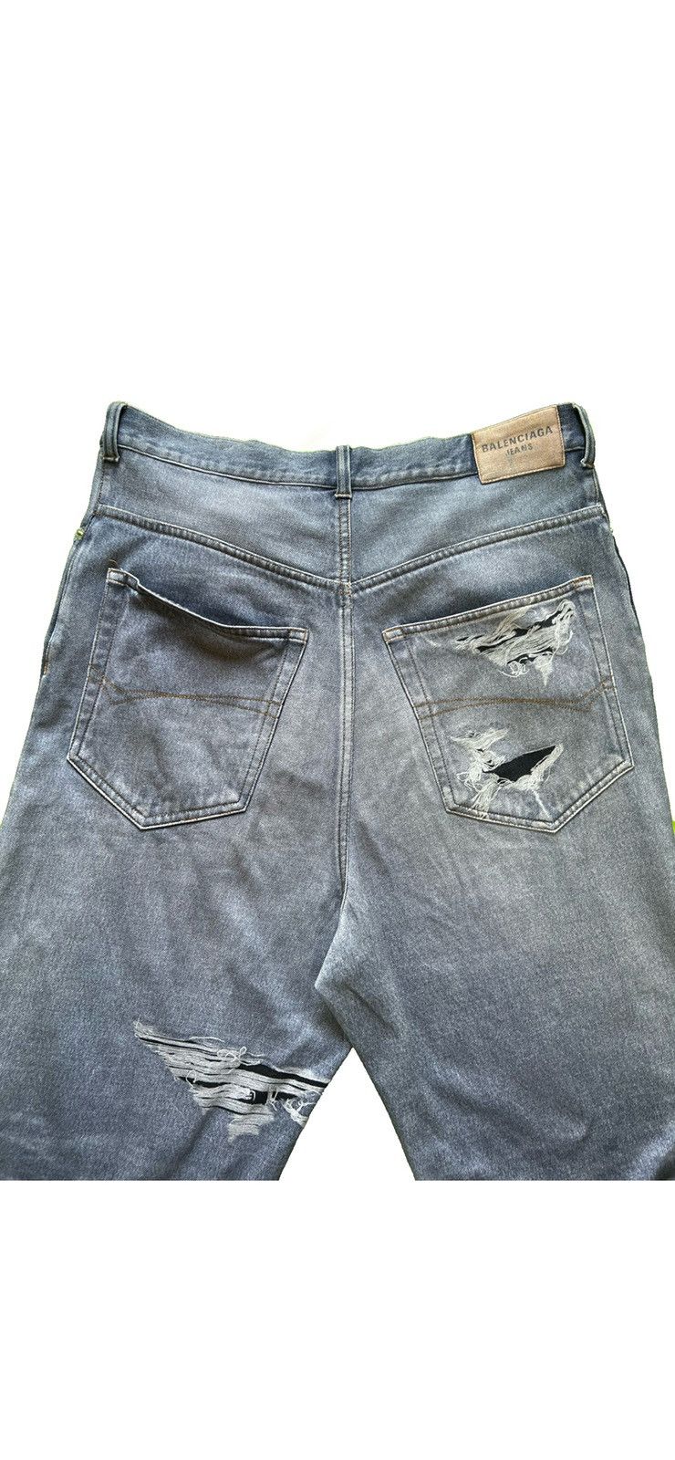 Balenciaga BALENCIAGA 22SS damage crush denim photo baggy sweat pants Size US 33 - 10 Thumbnail