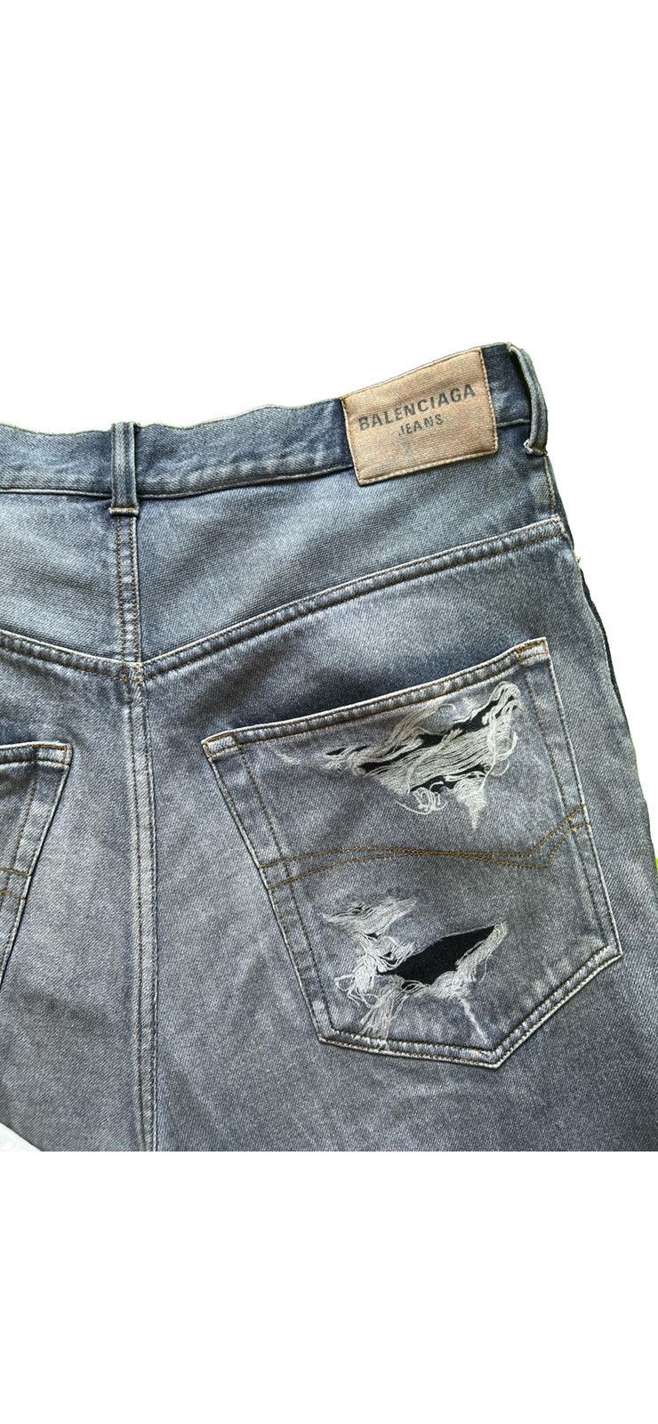 Balenciaga BALENCIAGA 22SS damage crush denim photo baggy sweat pants Size US 33 - 11 Thumbnail