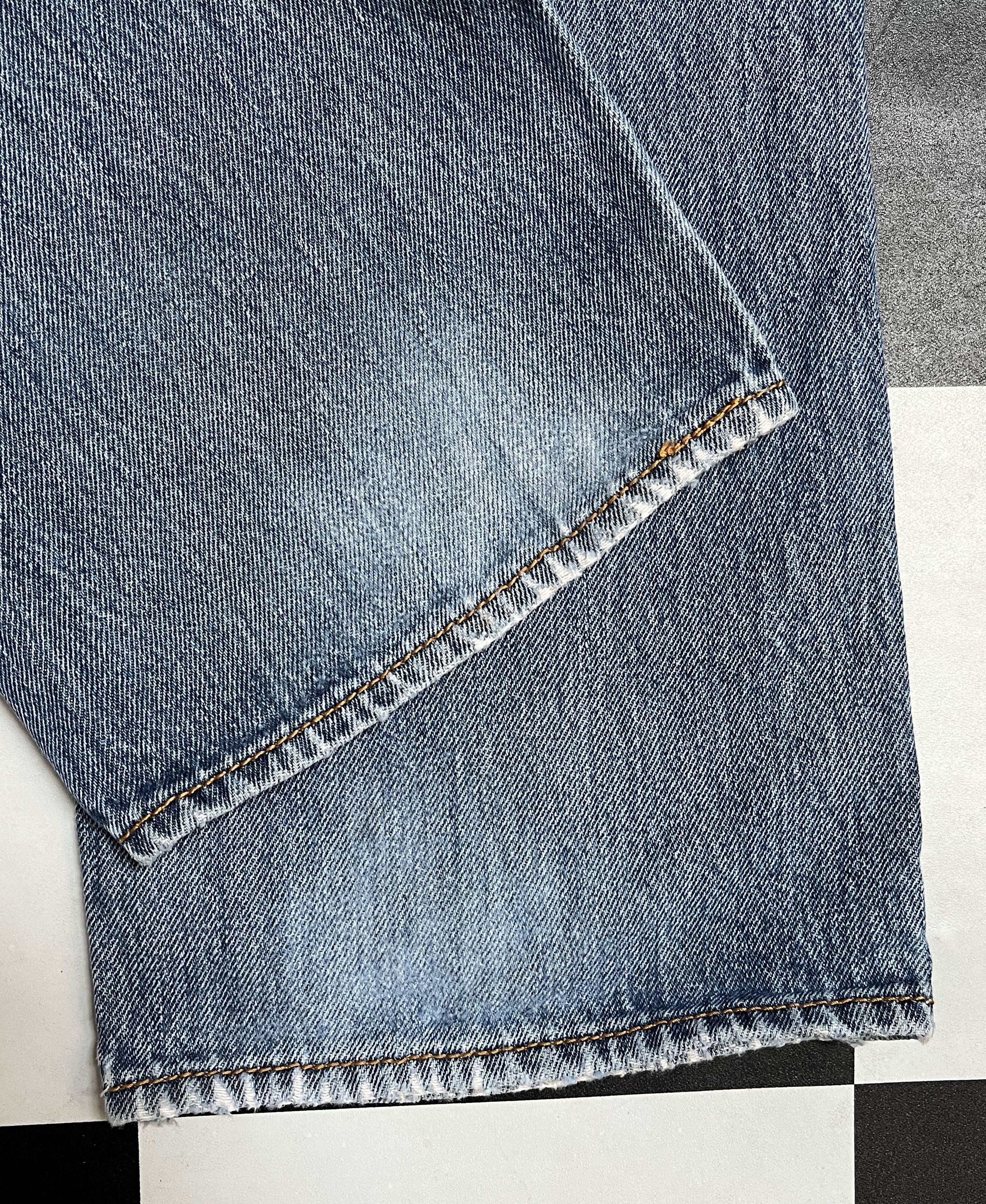 Levi's × Vintage Vintage Levi's 501 Denim Jeans L102 Size US 35 - 11 Thumbnail