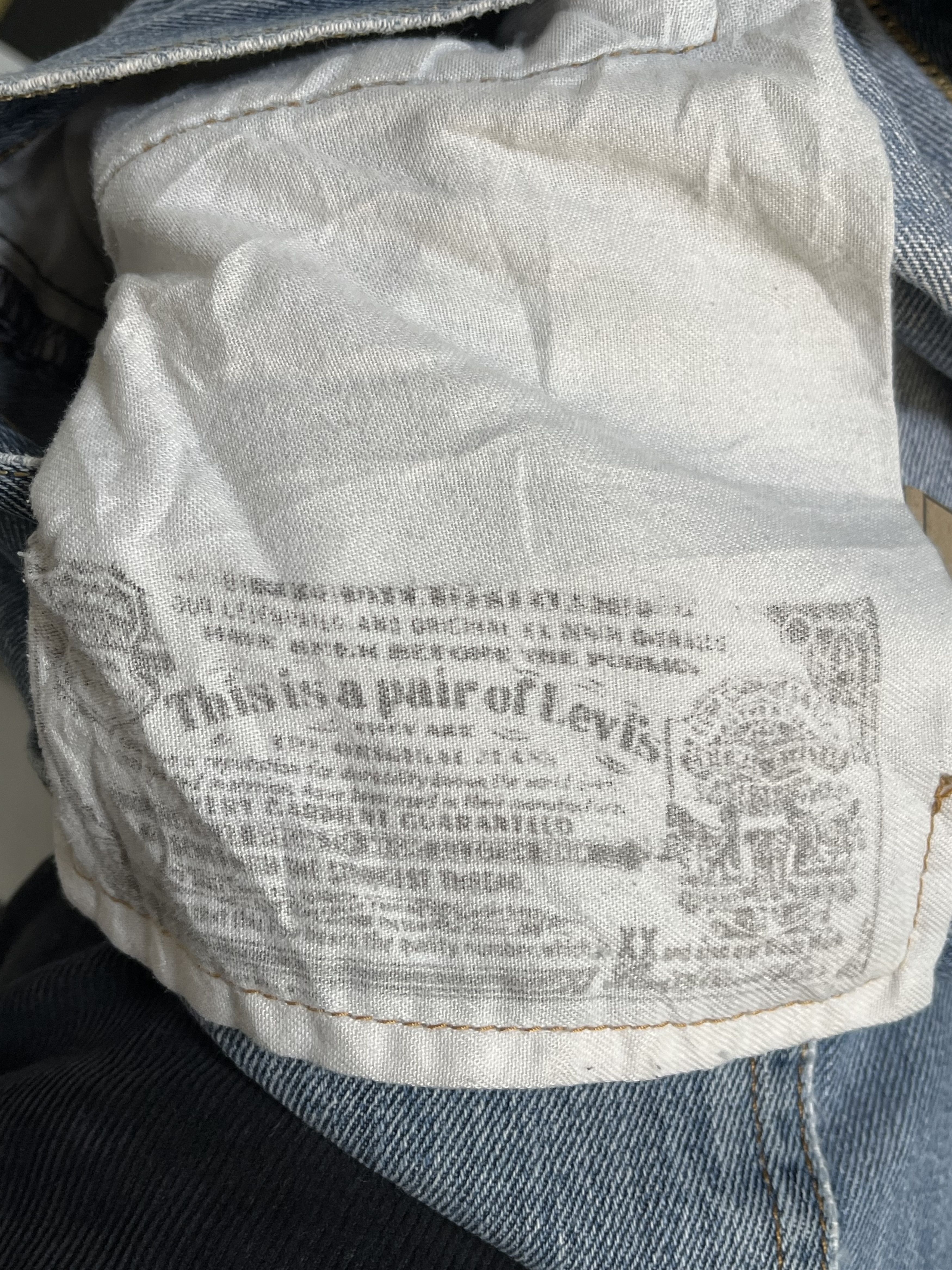 Levi's × Vintage Vintage Levi's 501 Denim Jeans L102 Size US 35 - 12 Thumbnail